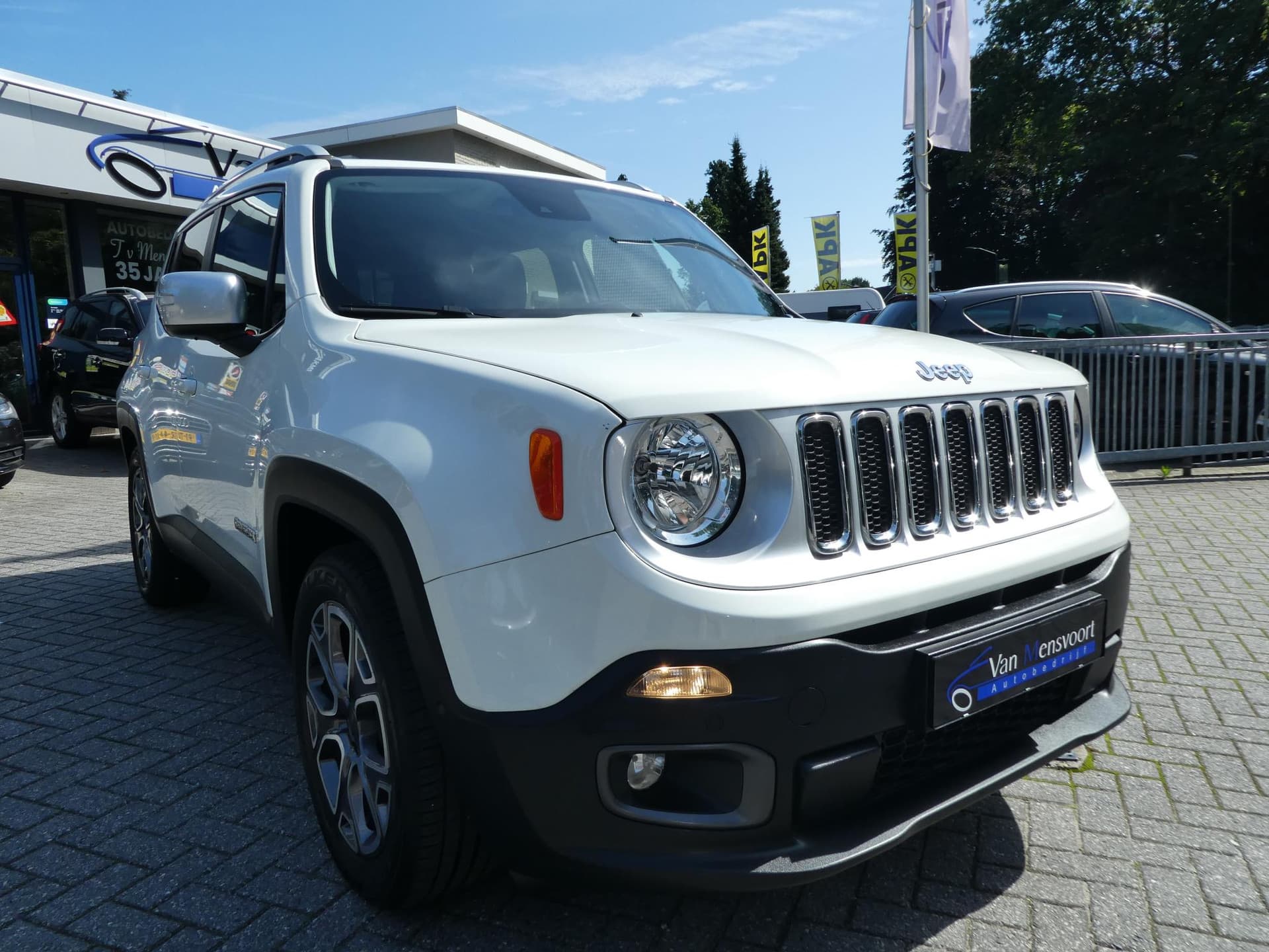 Jeep Renegade 1.4 MultiAir 140PK Limited thumbnail 5