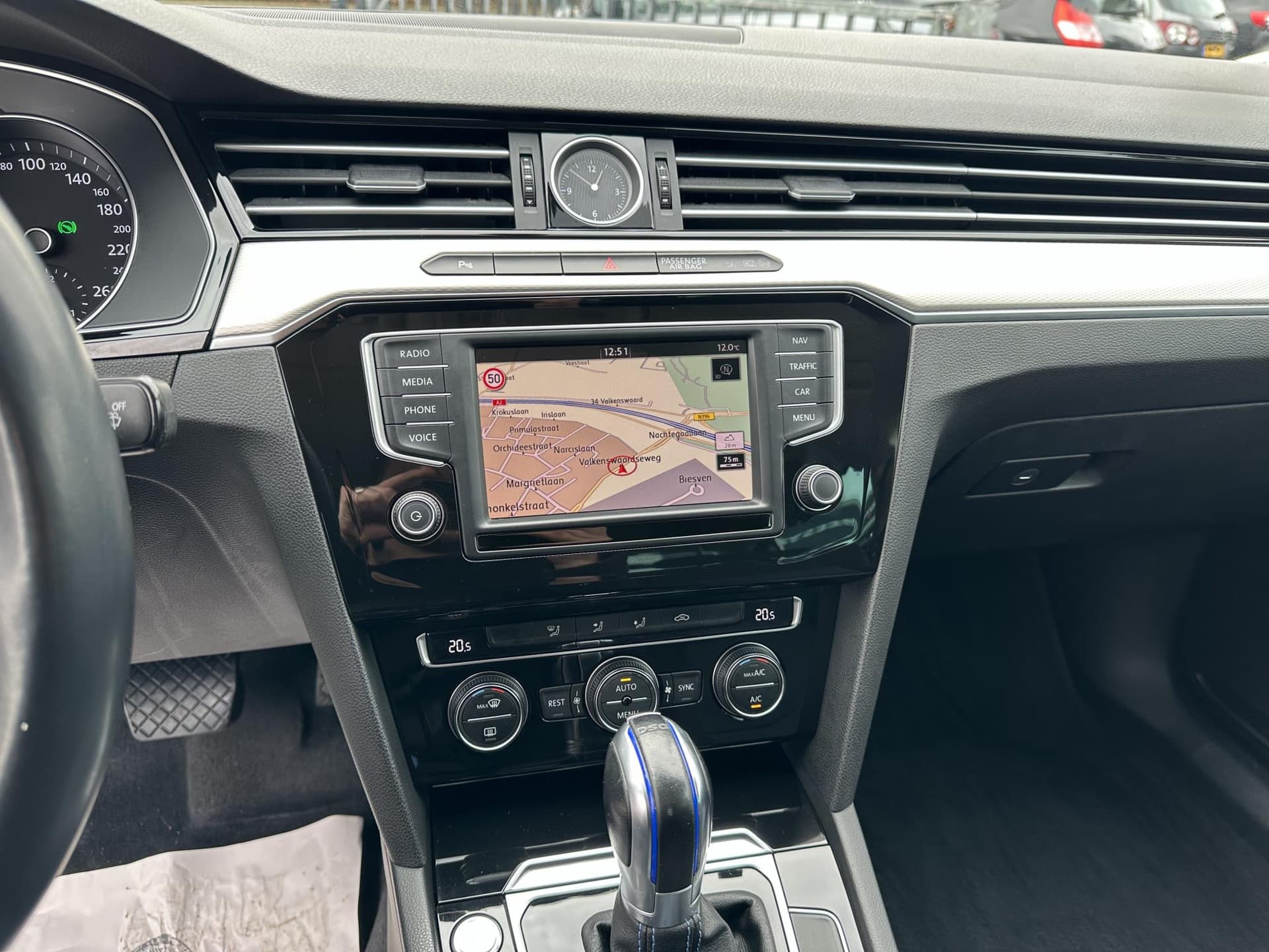 Volkswagen Passat 1.4 TSI GTE 218PK Connected Series thumbnail 14