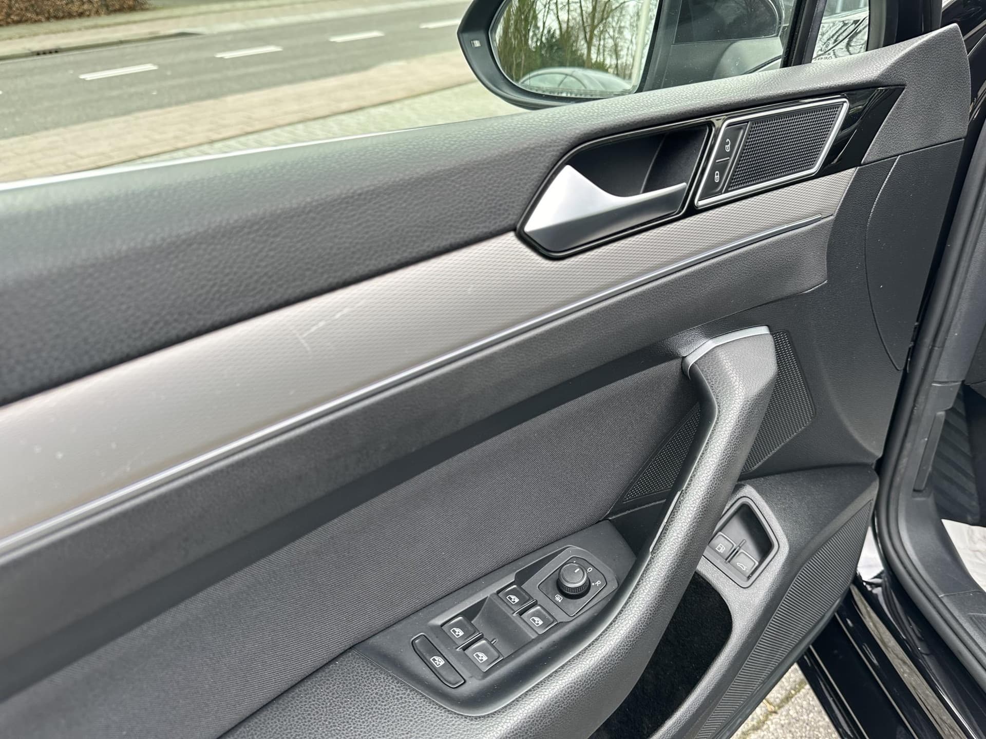 Volkswagen Passat 1.4 TSI GTE 218PK Connected Series thumbnail 21