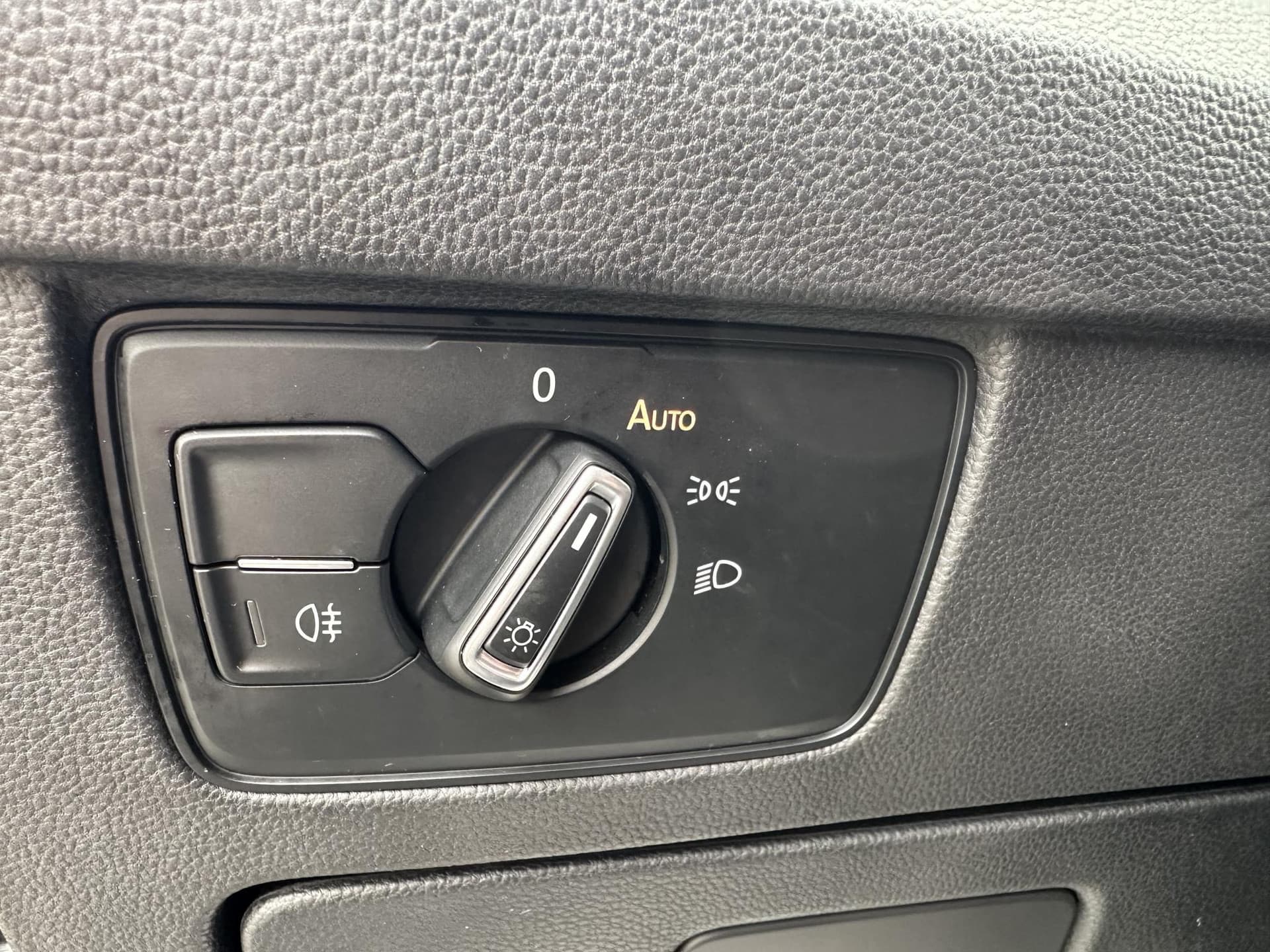 Volkswagen Passat 1.4 TSI GTE 218PK Connected Series thumbnail 28