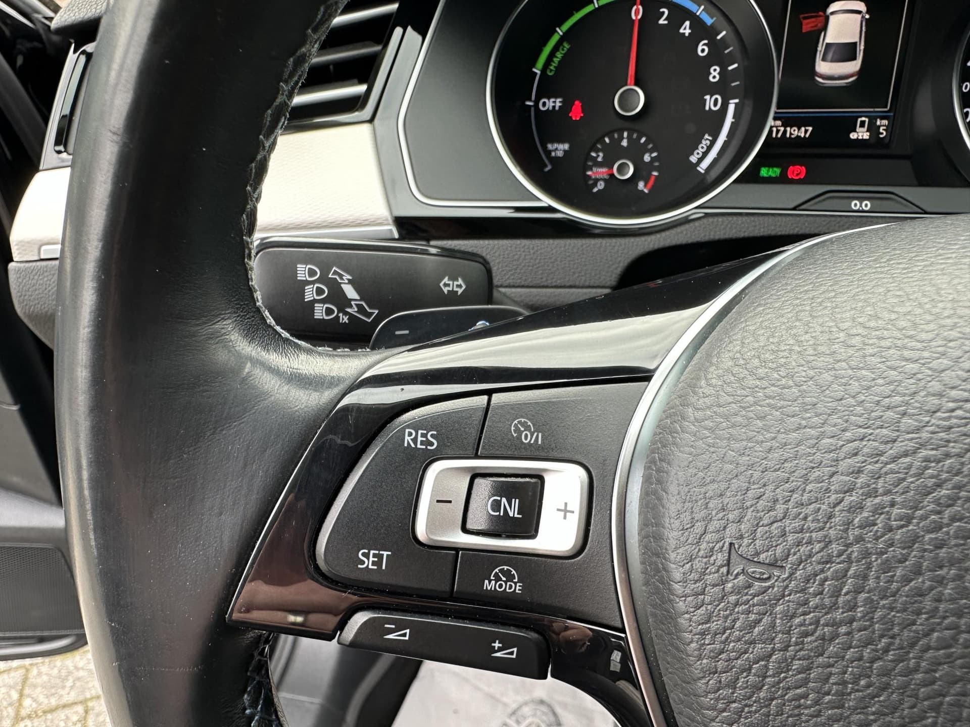 Volkswagen Passat 1.4 TSI GTE 218PK Connected Series thumbnail 29