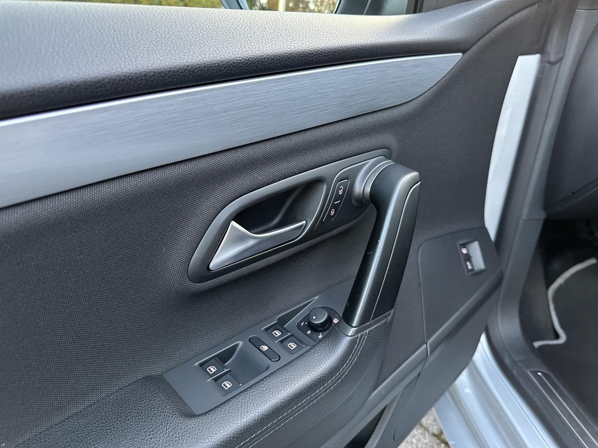 Volkswagen CC 1.4 TSI 160PK Bluemotion Sport thumbnail 19