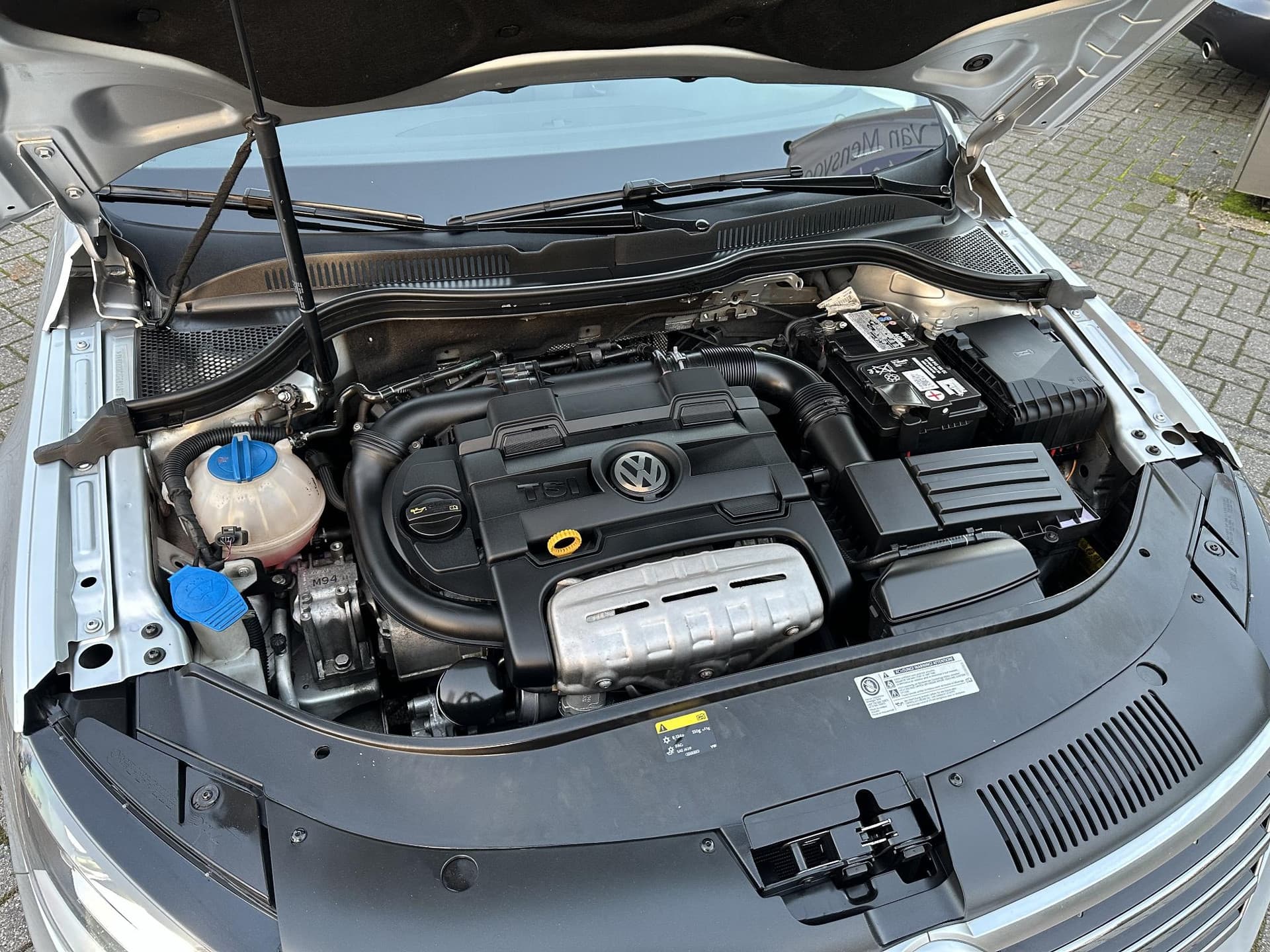 Volkswagen CC 1.4 TSI 160PK Bluemotion Sport thumbnail 32