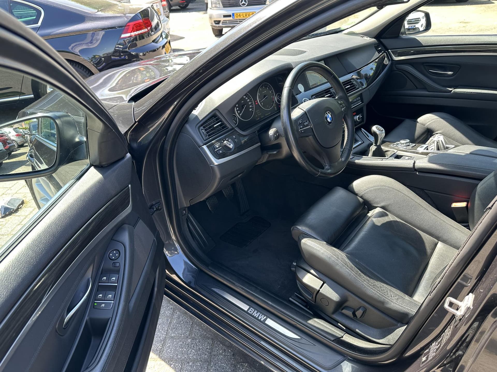 BMW 5-serie 528i H6 258PK High Executive thumbnail 13