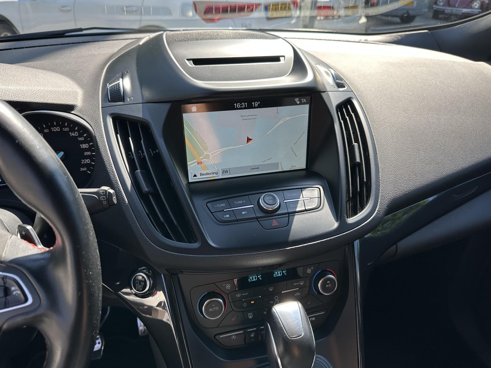 Ford Kuga 1.5 EcoBoost 182PK AWD Automaat ST-Line thumbnail 16