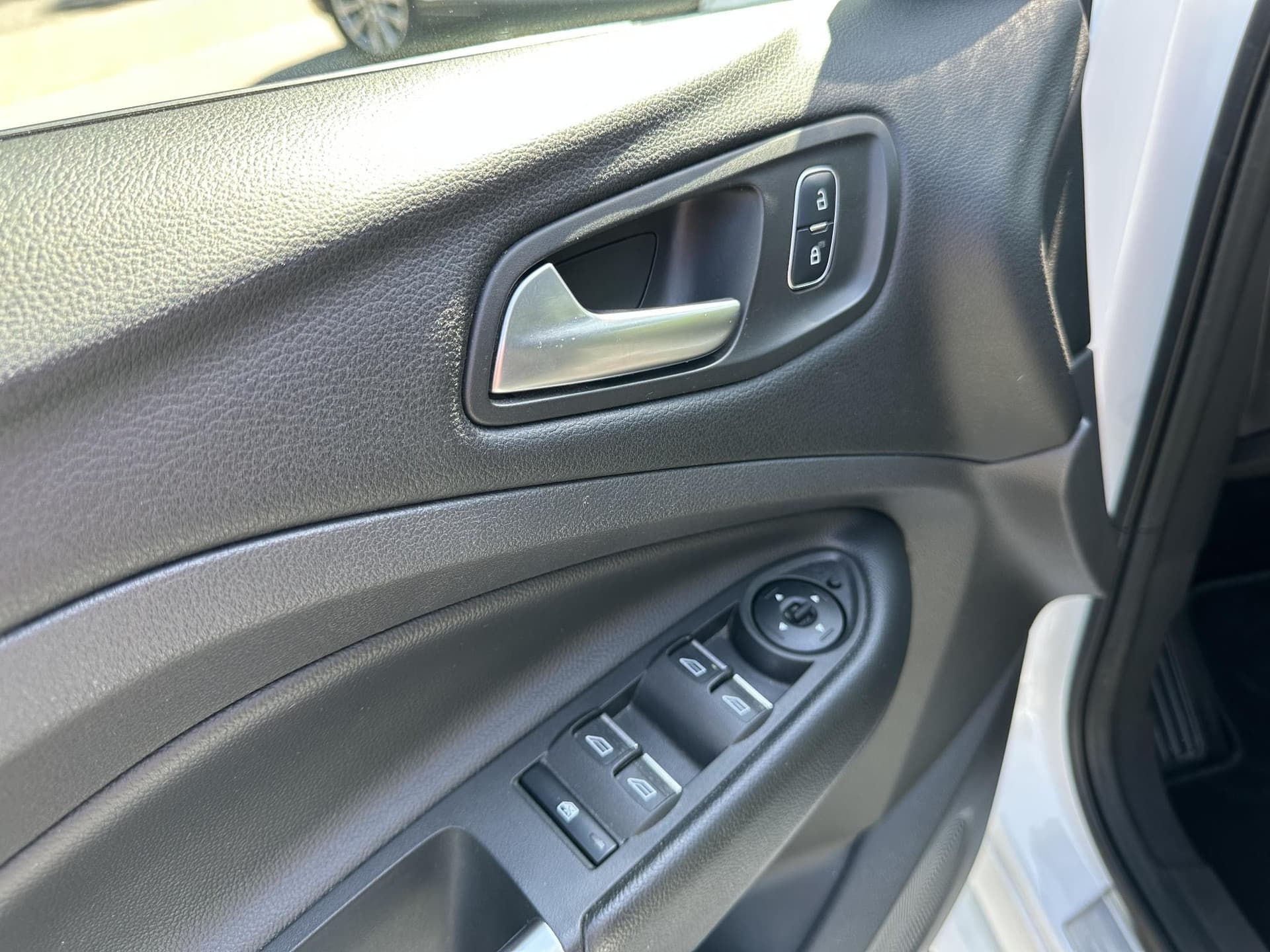 Ford Kuga 1.5 EcoBoost 182PK AWD Automaat ST-Line thumbnail 25