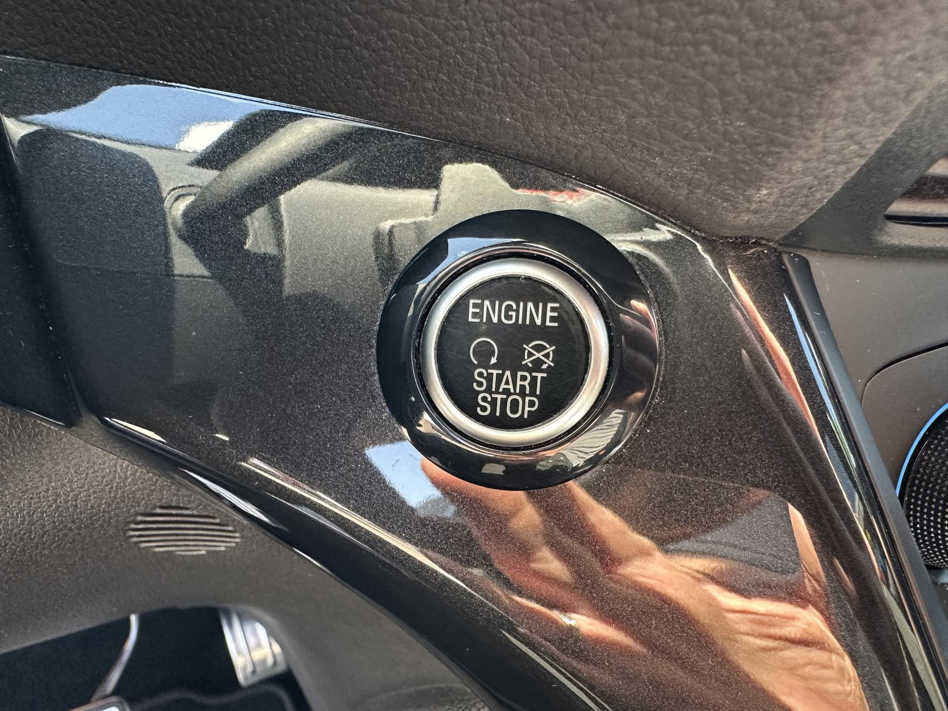 Ford Kuga 1.5 EcoBoost 182PK AWD Automaat ST-Line thumbnail 31