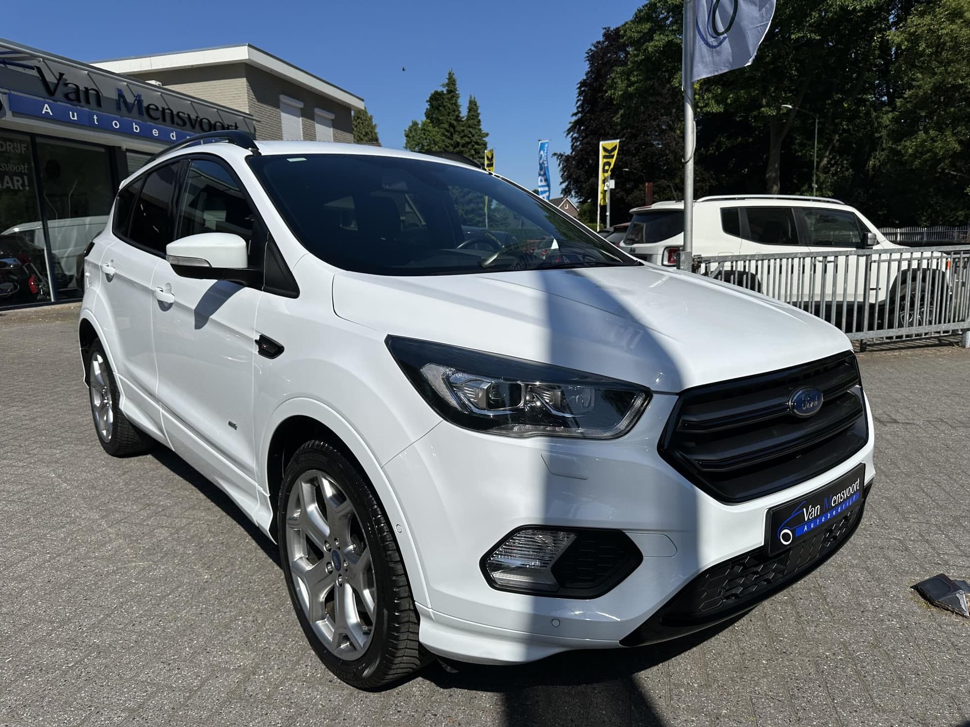 Ford Kuga 1.5 EcoBoost 182PK AWD Automaat ST-Line thumbnail 6