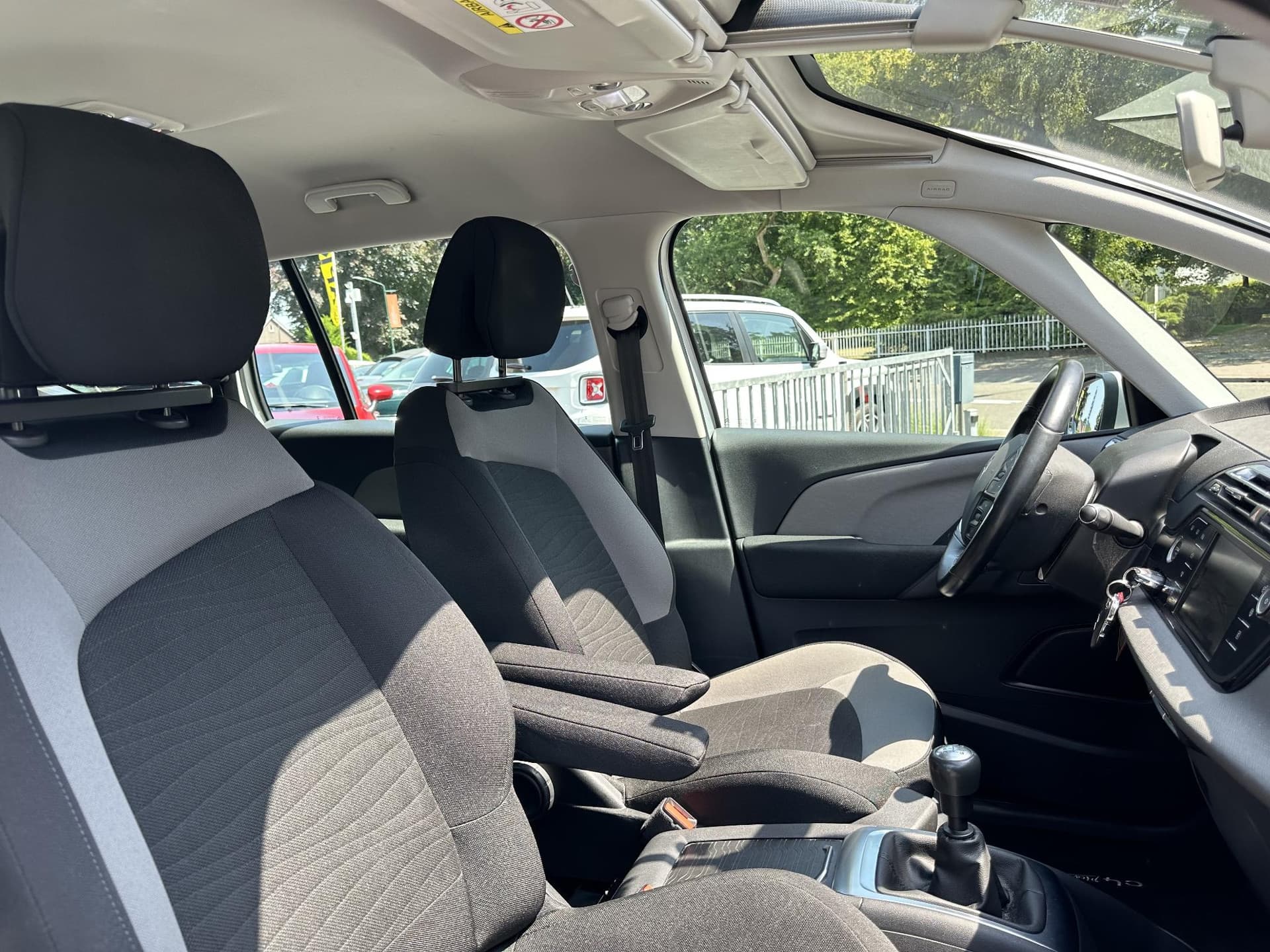 Citroën C4 Picasso 1.2 PureTech 130PK Business 7-Pers thumbnail 13