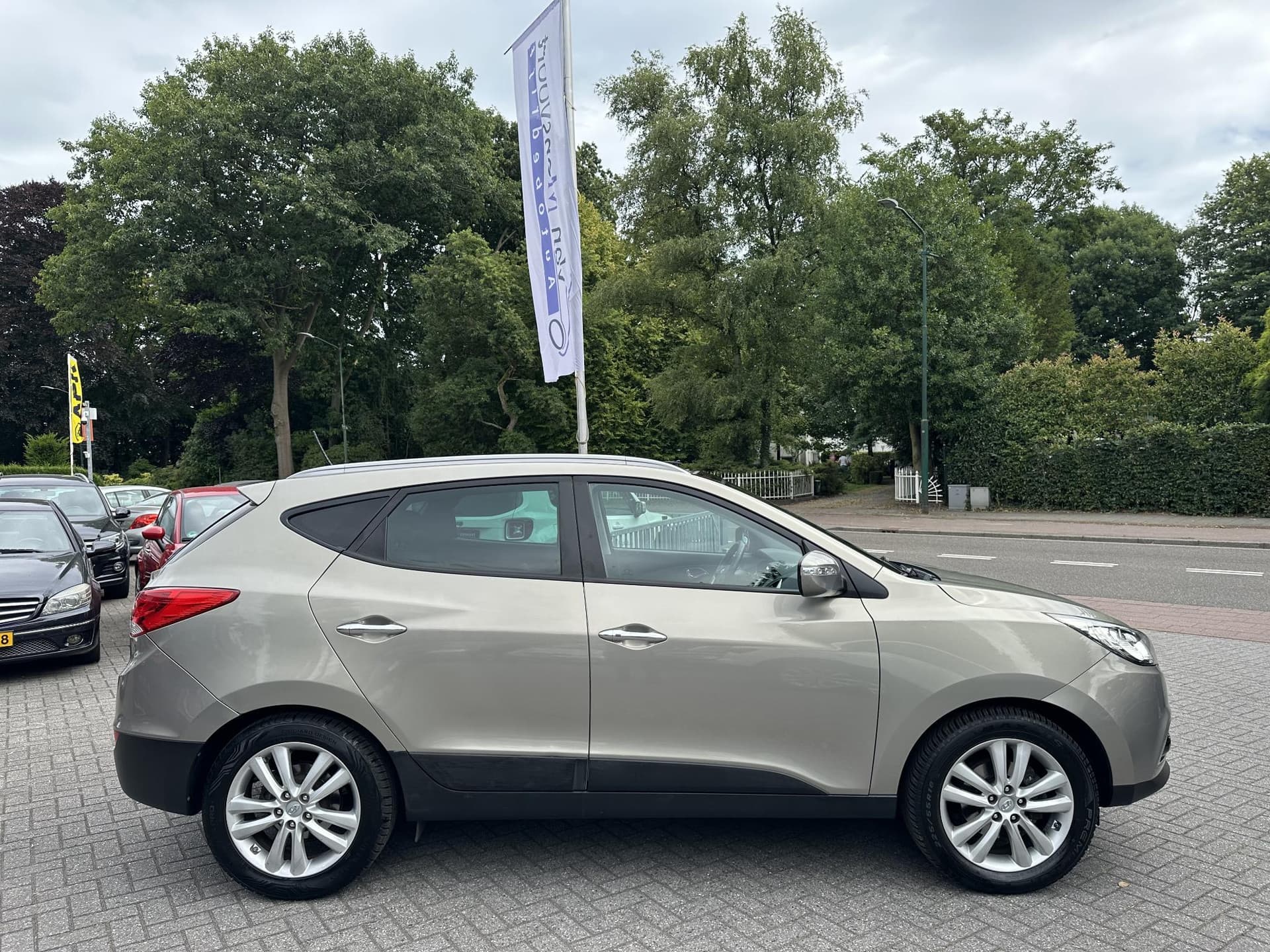 Hyundai Ix35 2.0i Automaat 4WD i-Catcher thumbnail 5