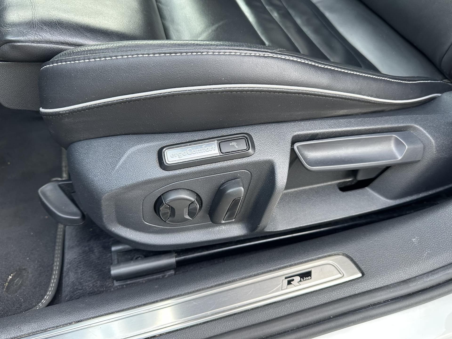 Volkswagen Arteon 2.0 TSI 280PK DSG 4Motion Business R thumbnail 19