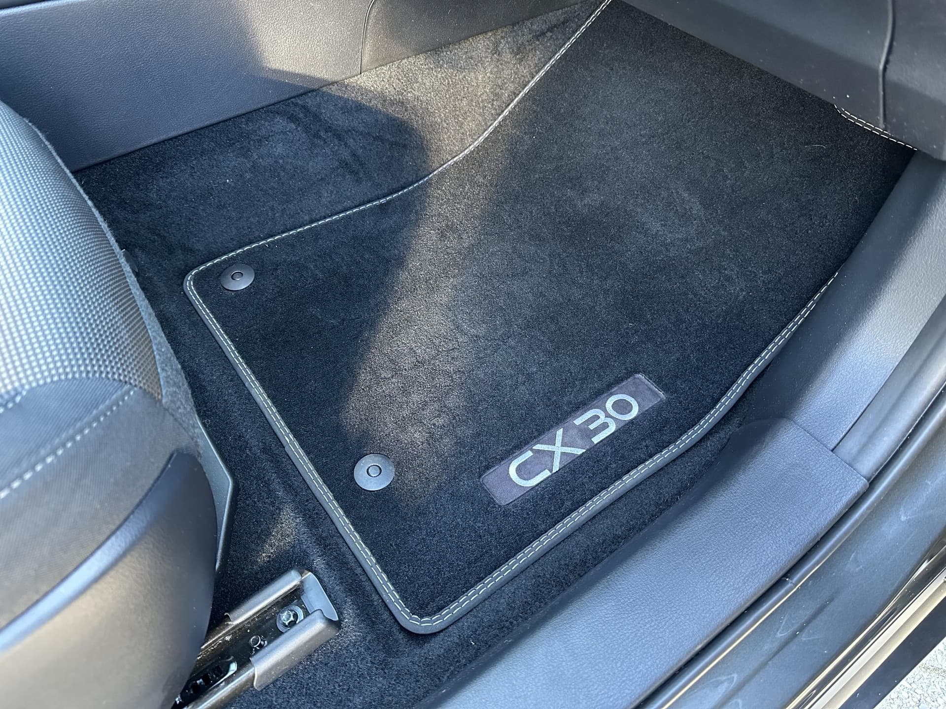 Mazda CX-30 2.0 e-SKYACTIV-G M-Hybrid Exclusive-Line A thumbnail 20