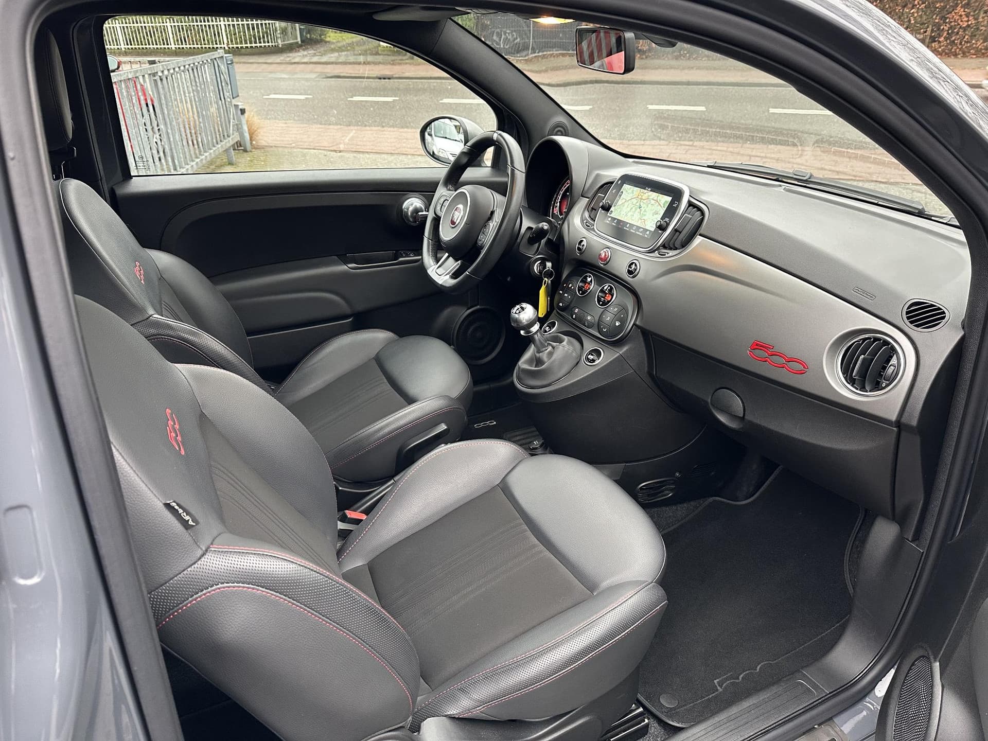 Fiat 500 1.0 Hybrid Sport thumbnail 9