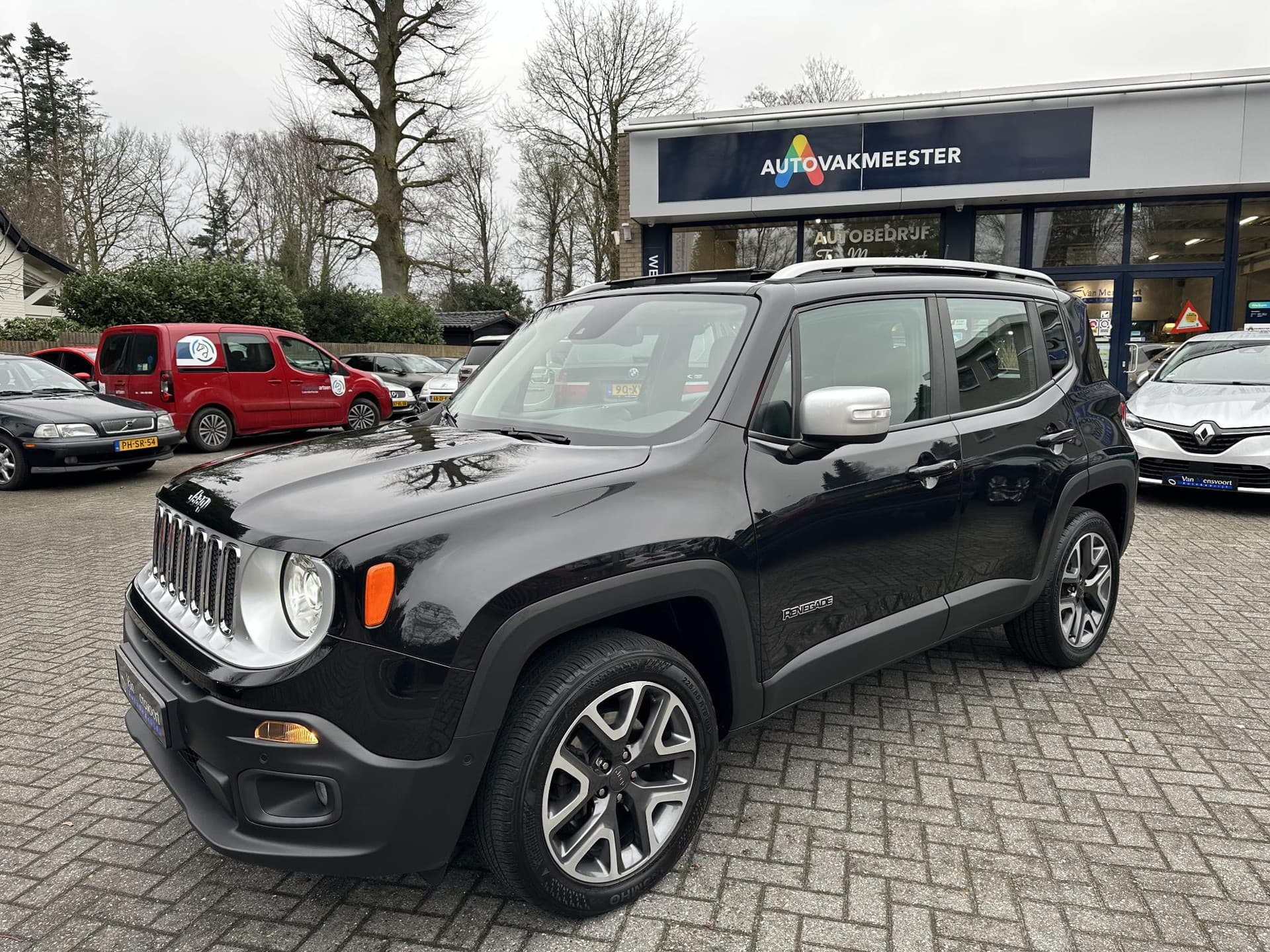 Jeep Renegade 1.4 MultiAir 170PK Automaat Limited AWD thumbnail 2