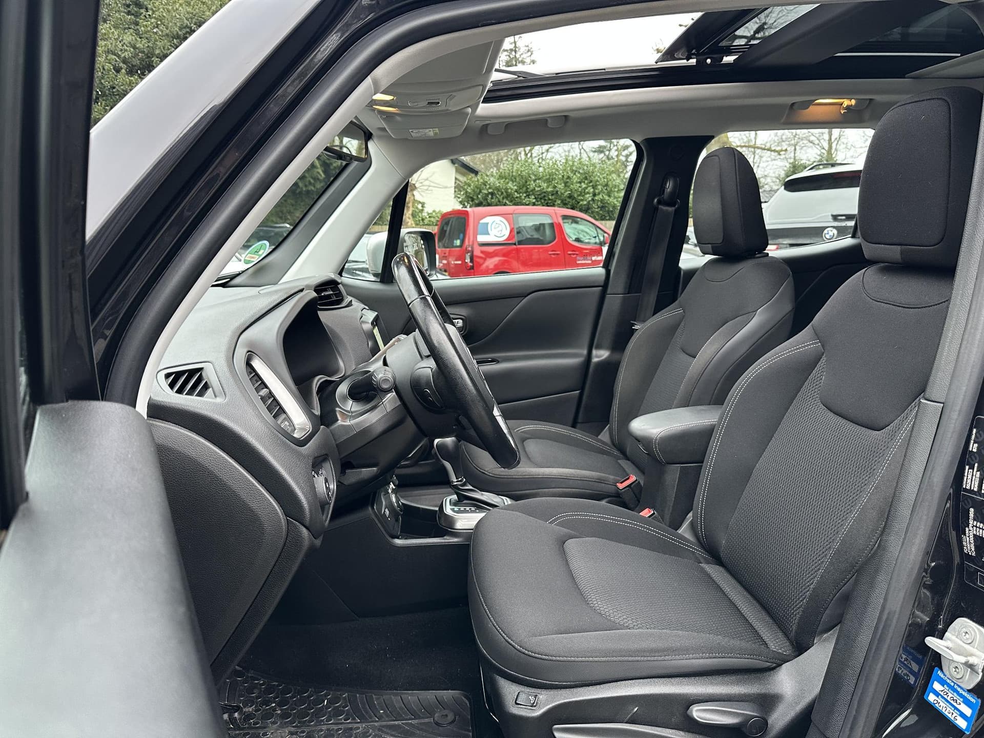 Jeep Renegade 1.4 MultiAir 170PK Automaat Limited AWD thumbnail 19