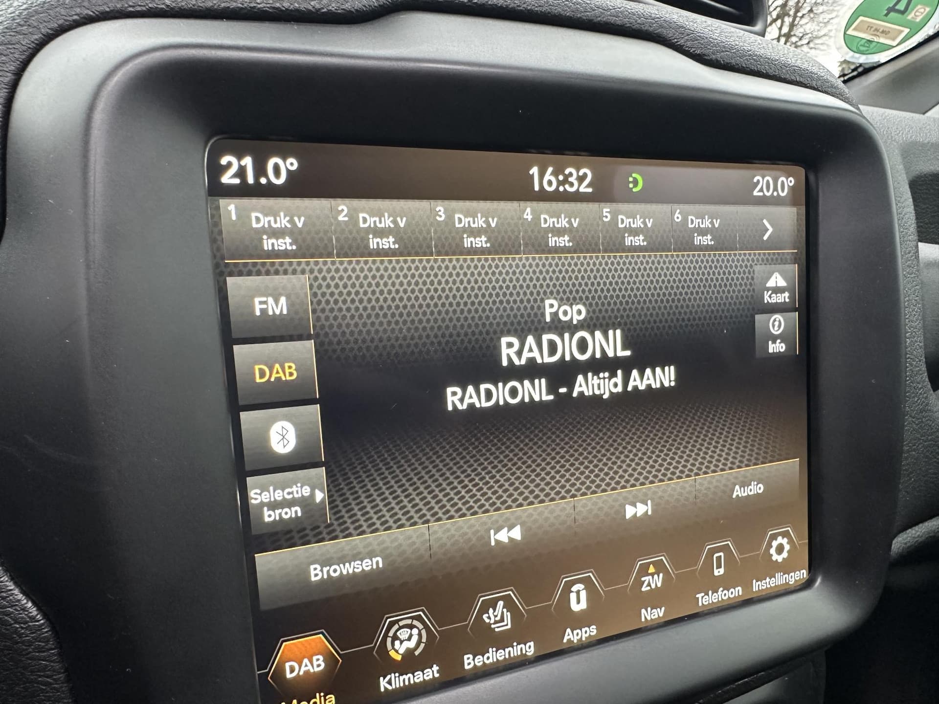 Jeep Renegade 1.4 MultiAir 170PK Automaat Limited AWD thumbnail 26