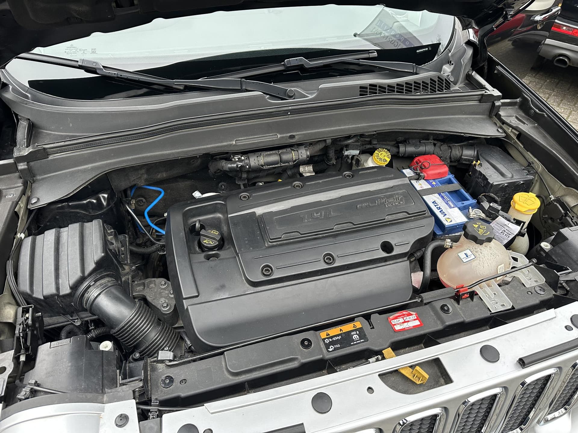 Jeep Renegade 1.4 MultiAir 170PK Automaat Limited AWD thumbnail 33