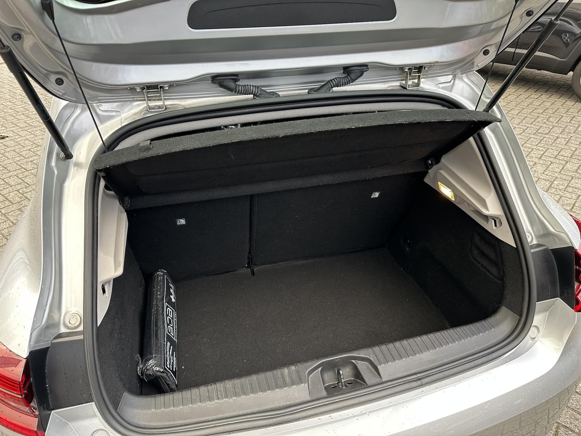 Renault Clio 1.6 E-Tech Hybrid 140 Business Zen thumbnail 28