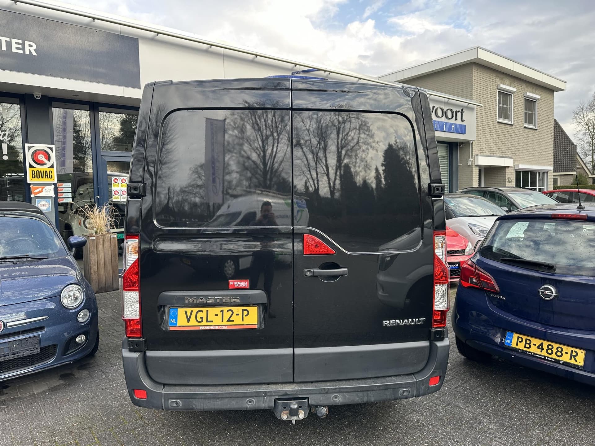 Renault Master T35 2.3 dCi 135 L1H1 thumbnail 4