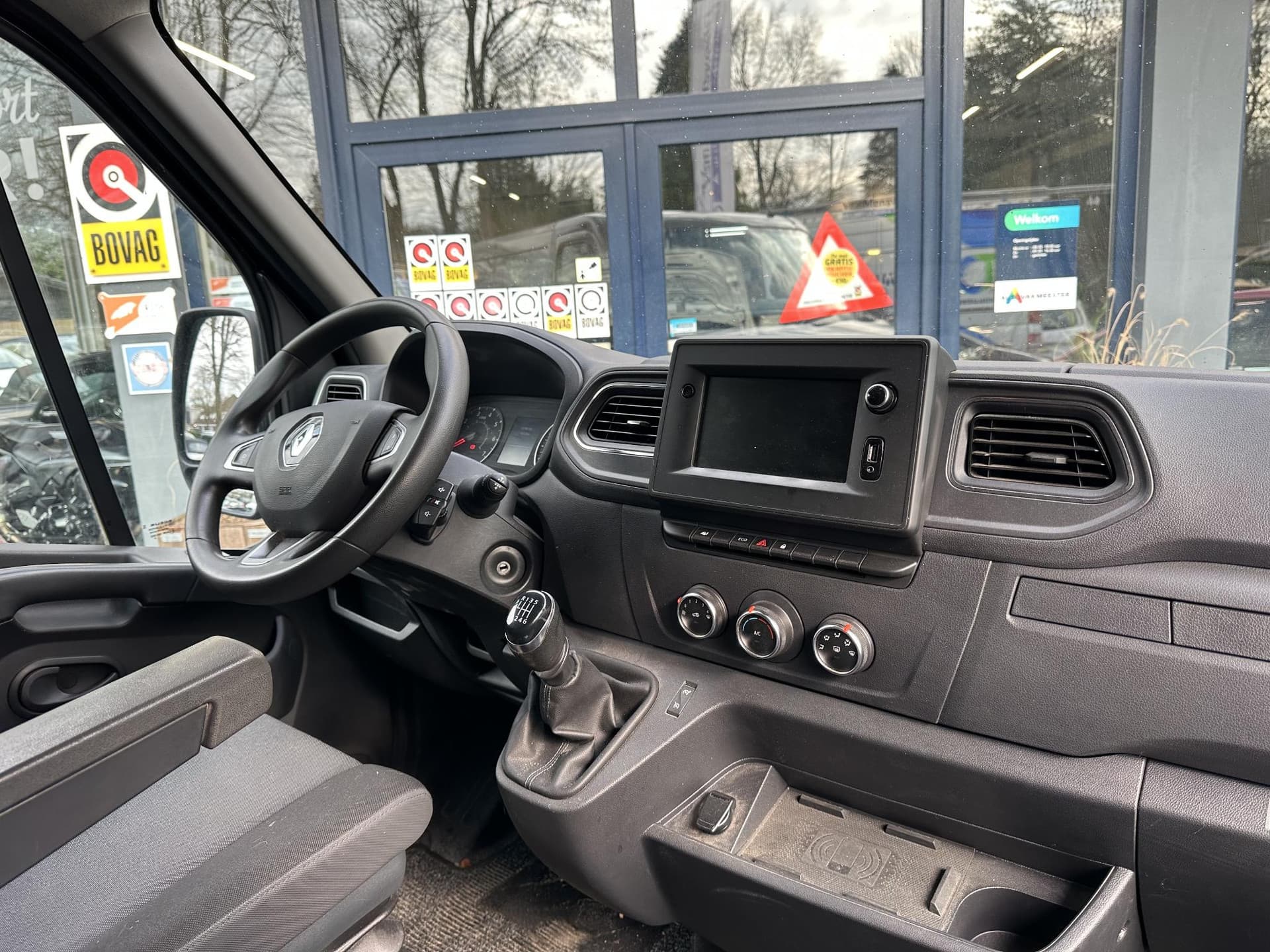 Renault Master T35 2.3 dCi 135 L1H1 thumbnail 8