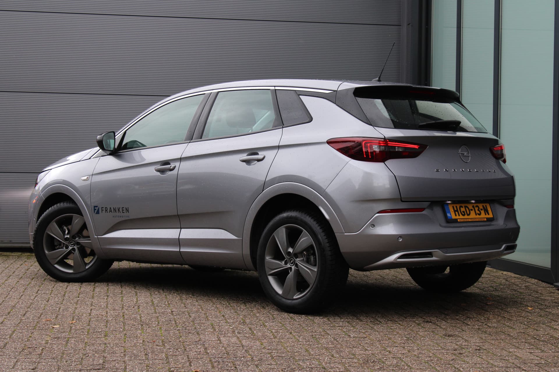 Opel Grandland 1.2T 130PK thumbnail 3