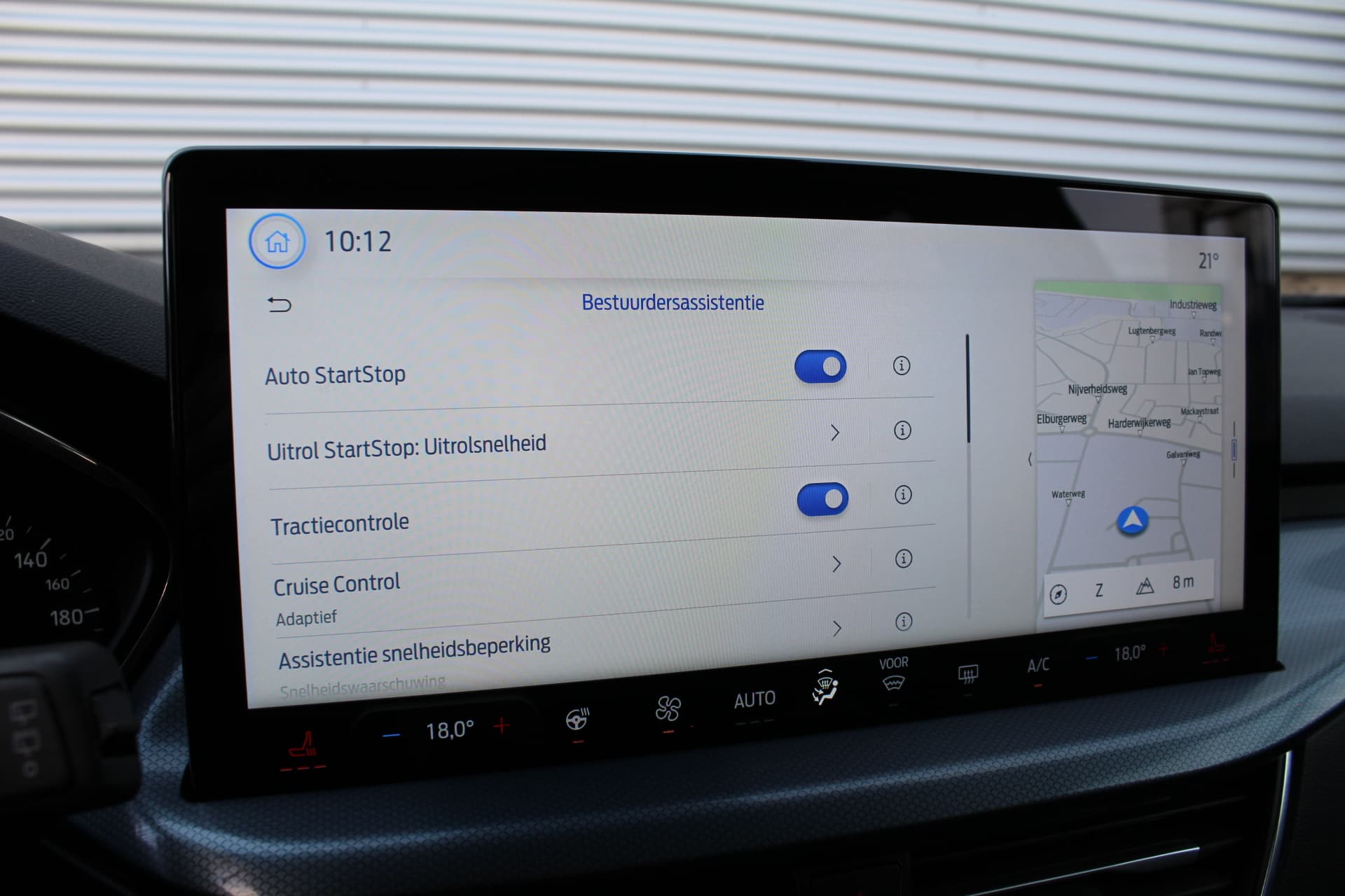 Ford FOCUS Wagon 1.0 EcoBoost 125PK Titanium Active thumbnail 26