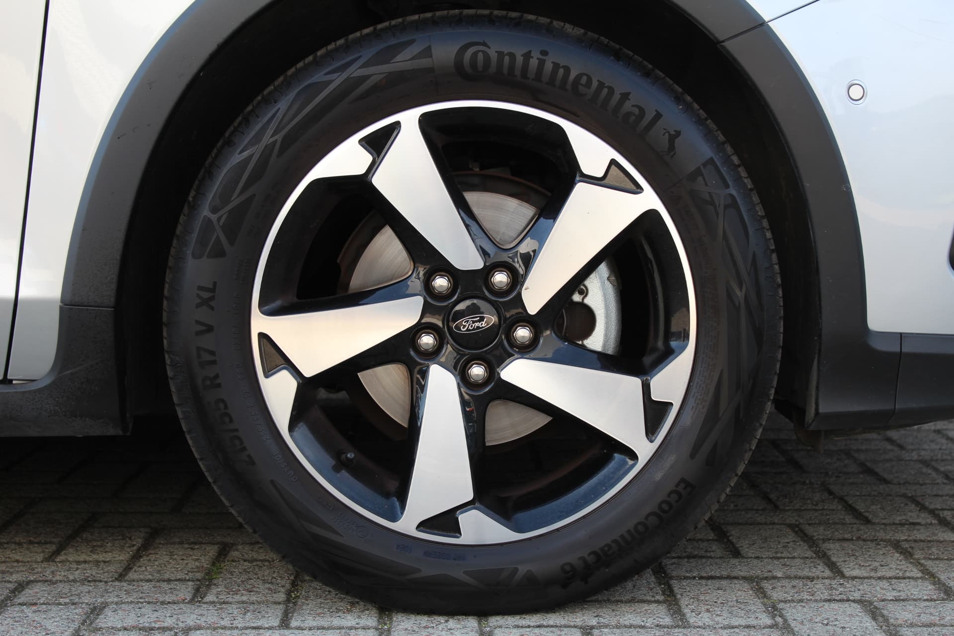 Ford FOCUS Wagon 1.0 EcoBoost 125PK Titanium Active thumbnail 7