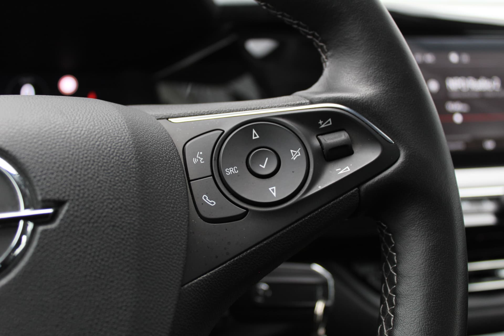 Opel Grandland 1.2T 130PK thumbnail 10