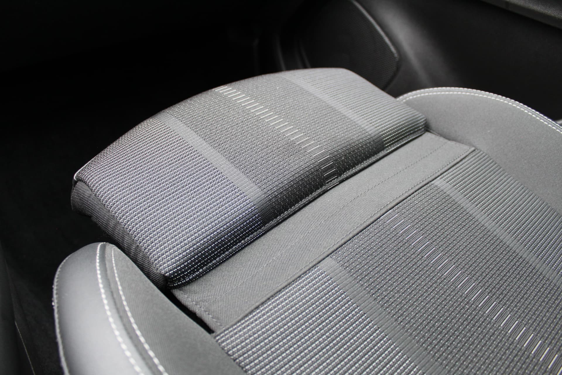 Opel Grandland 1.2T 130PK thumbnail 21