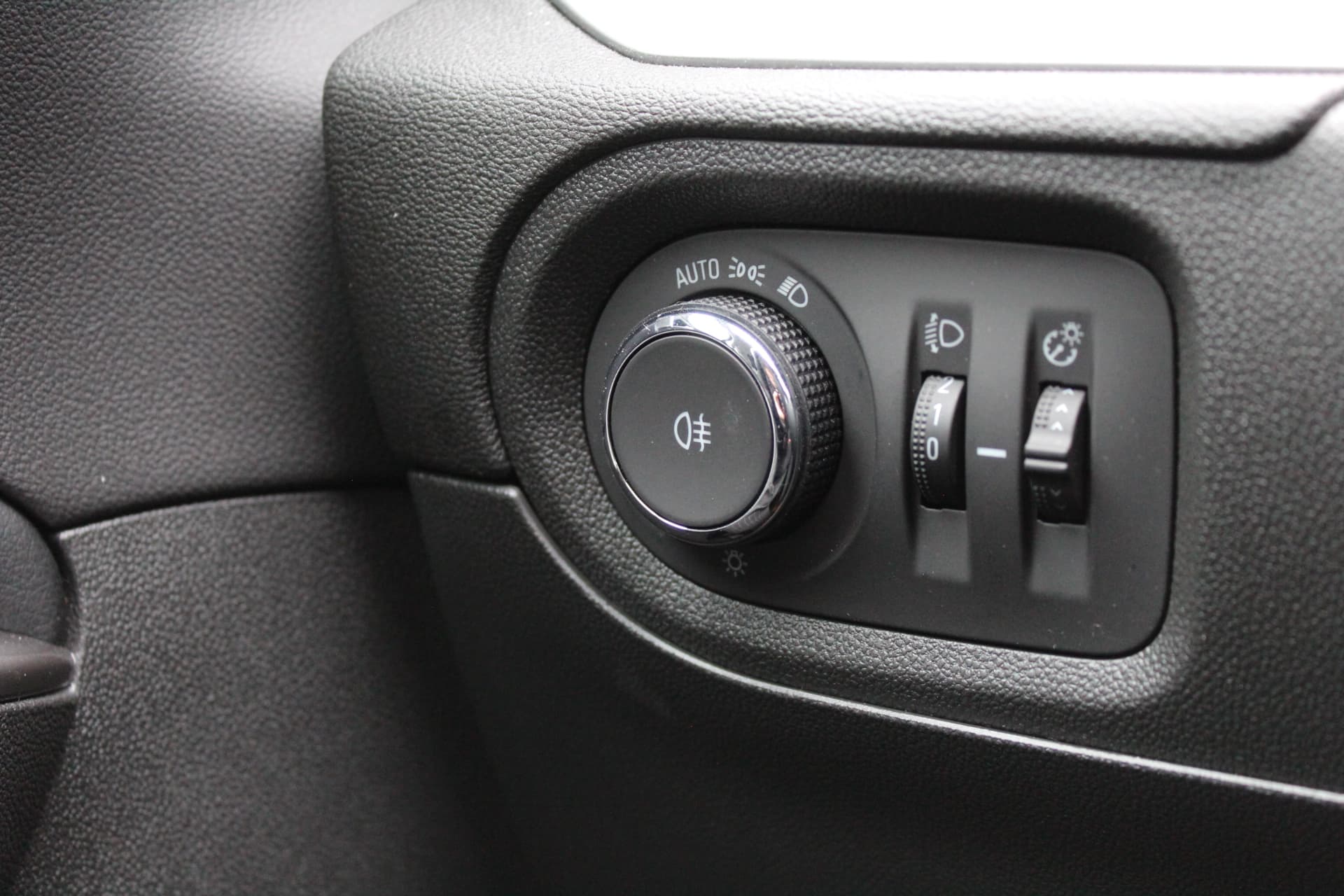 Opel Grandland 1.2T 130PK thumbnail 27