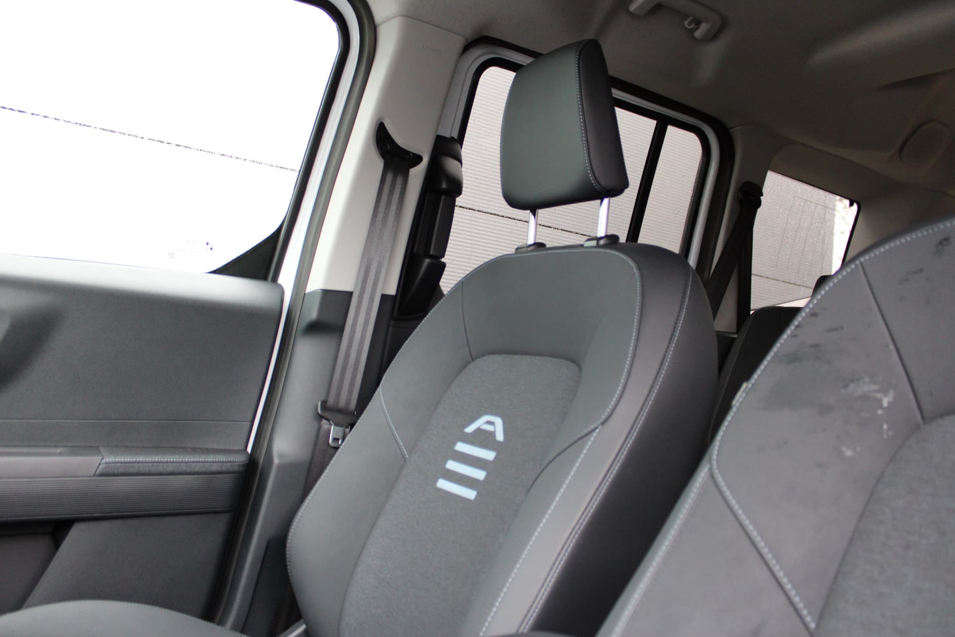 Ford Tourneo Courier Active BEV 43kWh 5P thumbnail 19