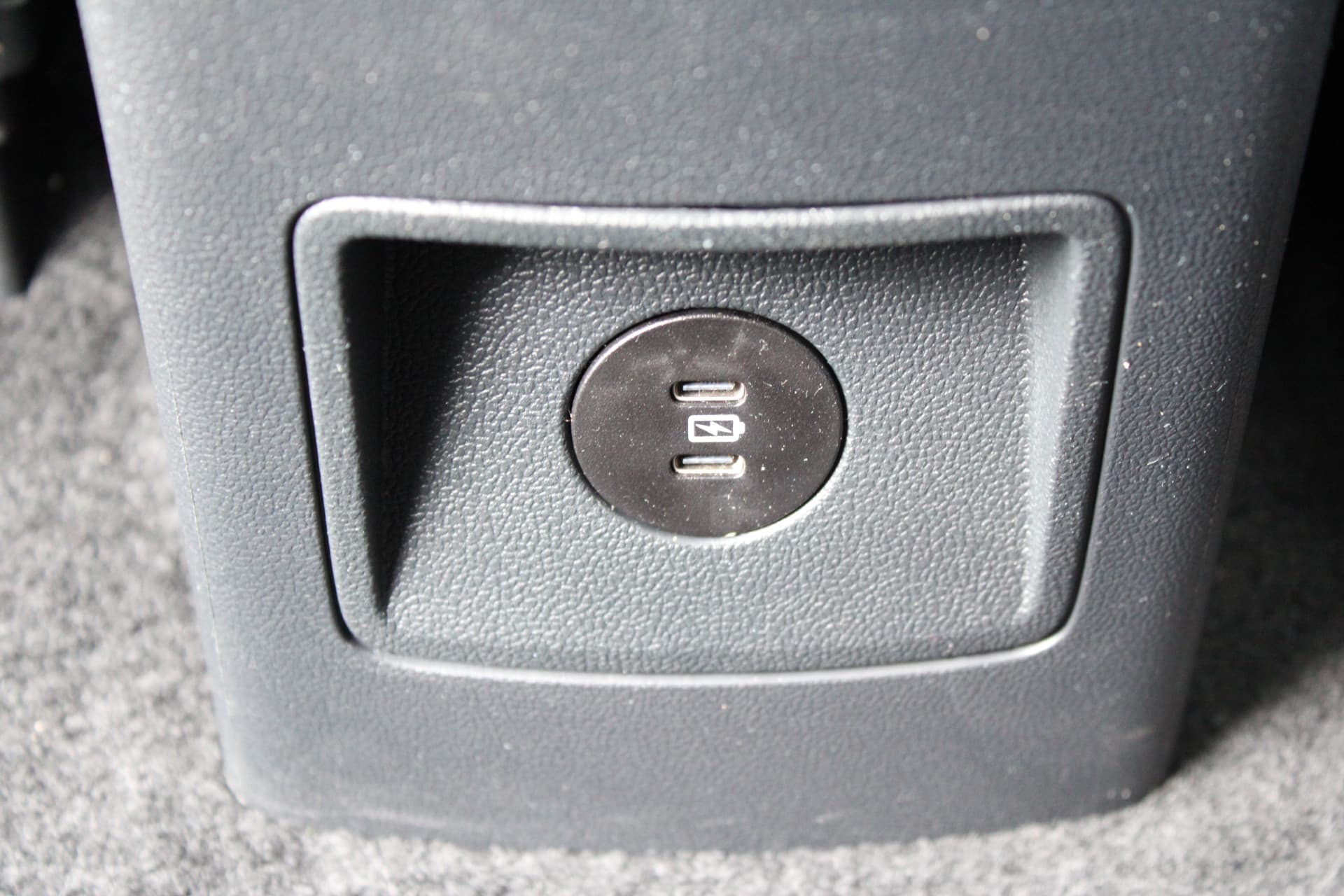 Ford Tourneo Courier Active BEV 43kWh 5P thumbnail 32