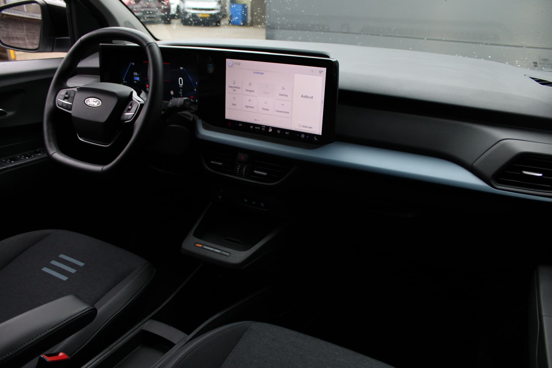 Ford Tourneo Courier Active BEV 43kWh 5P thumbnail 6