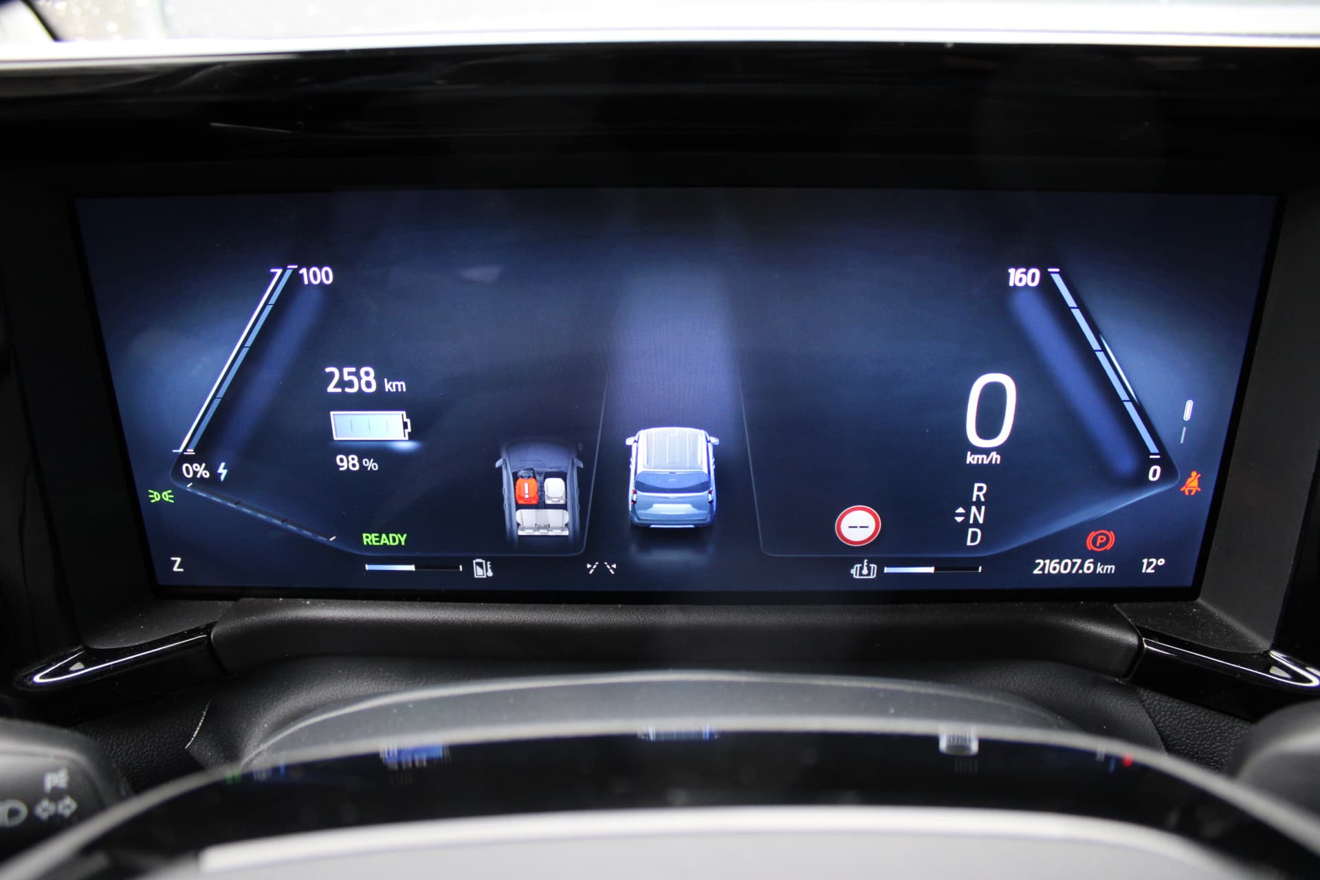 Ford Tourneo Courier Active BEV 43kWh 5P thumbnail 9