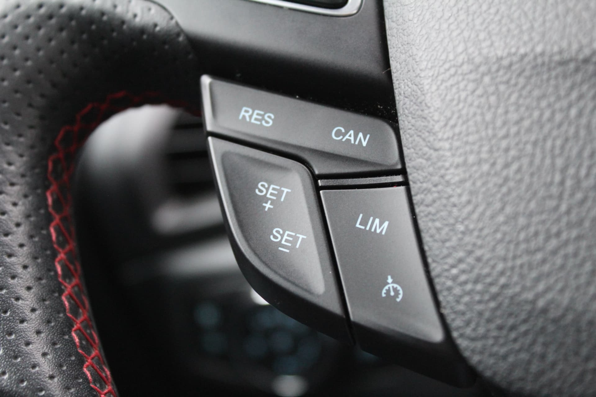 Ford EcoSport 1.0 EcoBoost 125PK ST-Line thumbnail 14