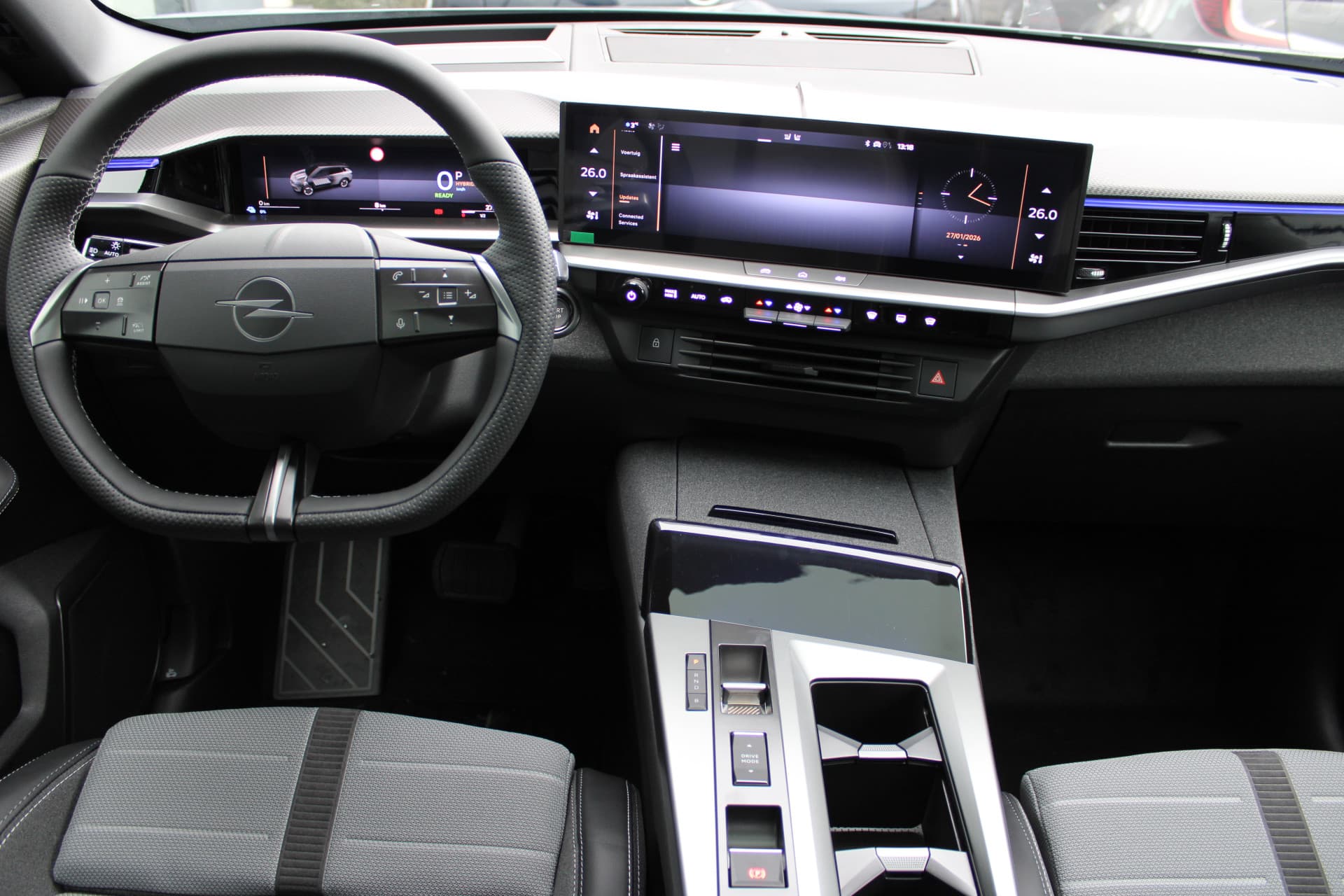 Opel Grandland 1.6 Turbo Plug-in-Hybrid Ultimate thumbnail 5