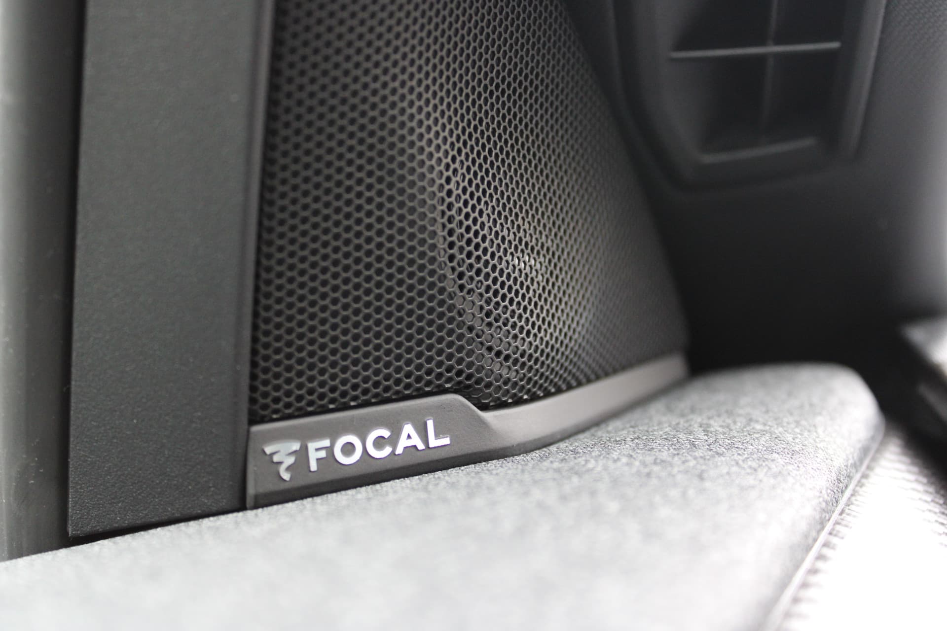 Opel Grandland 1.6 Turbo Plug-in-Hybrid Ultimate thumbnail 19