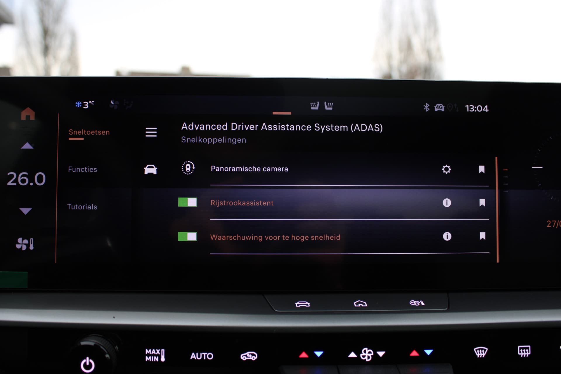 Opel Grandland 1.6 Turbo Plug-in-Hybrid Ultimate thumbnail 35