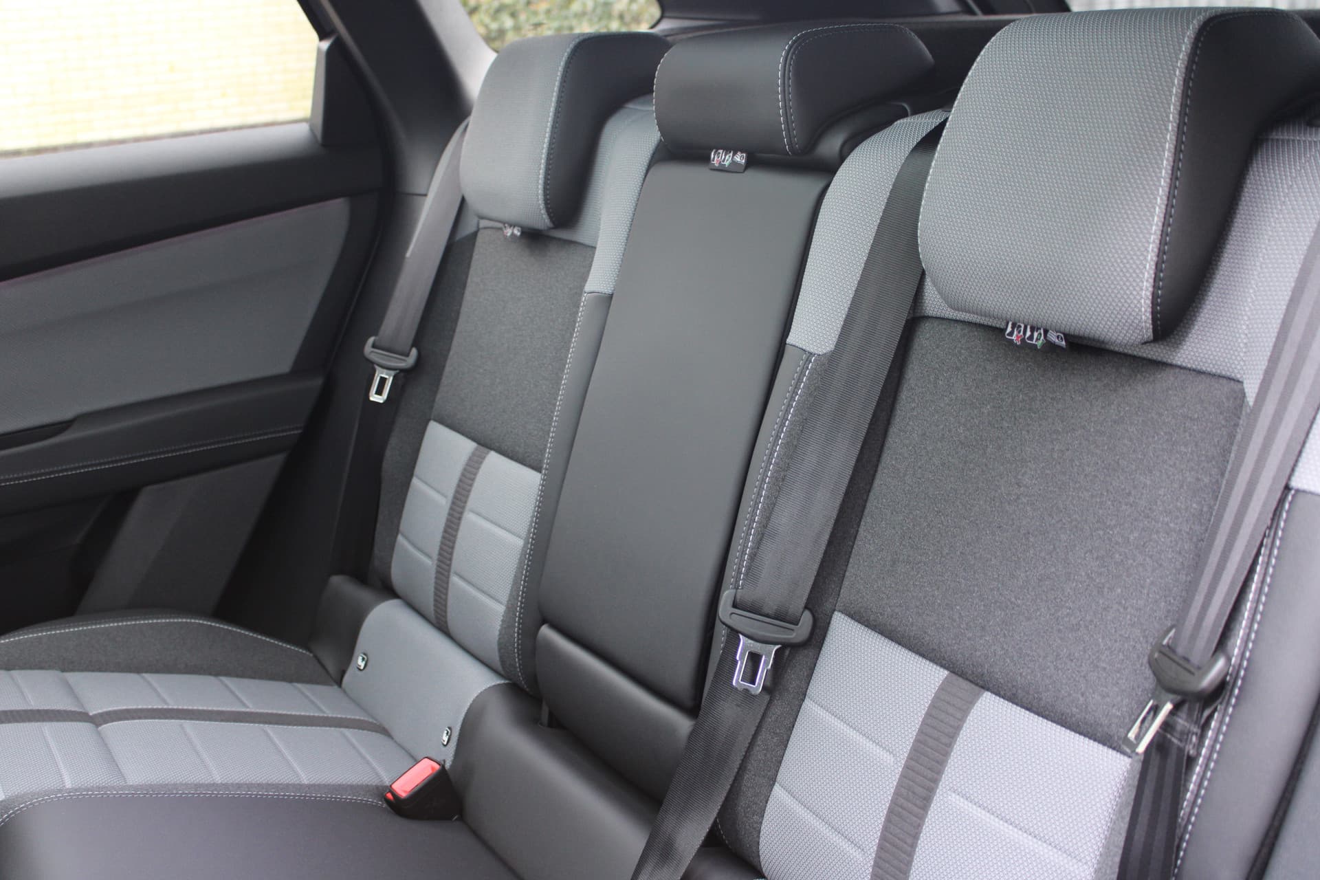 Opel Grandland 1.6 Turbo Plug-in-Hybrid Ultimate thumbnail 34