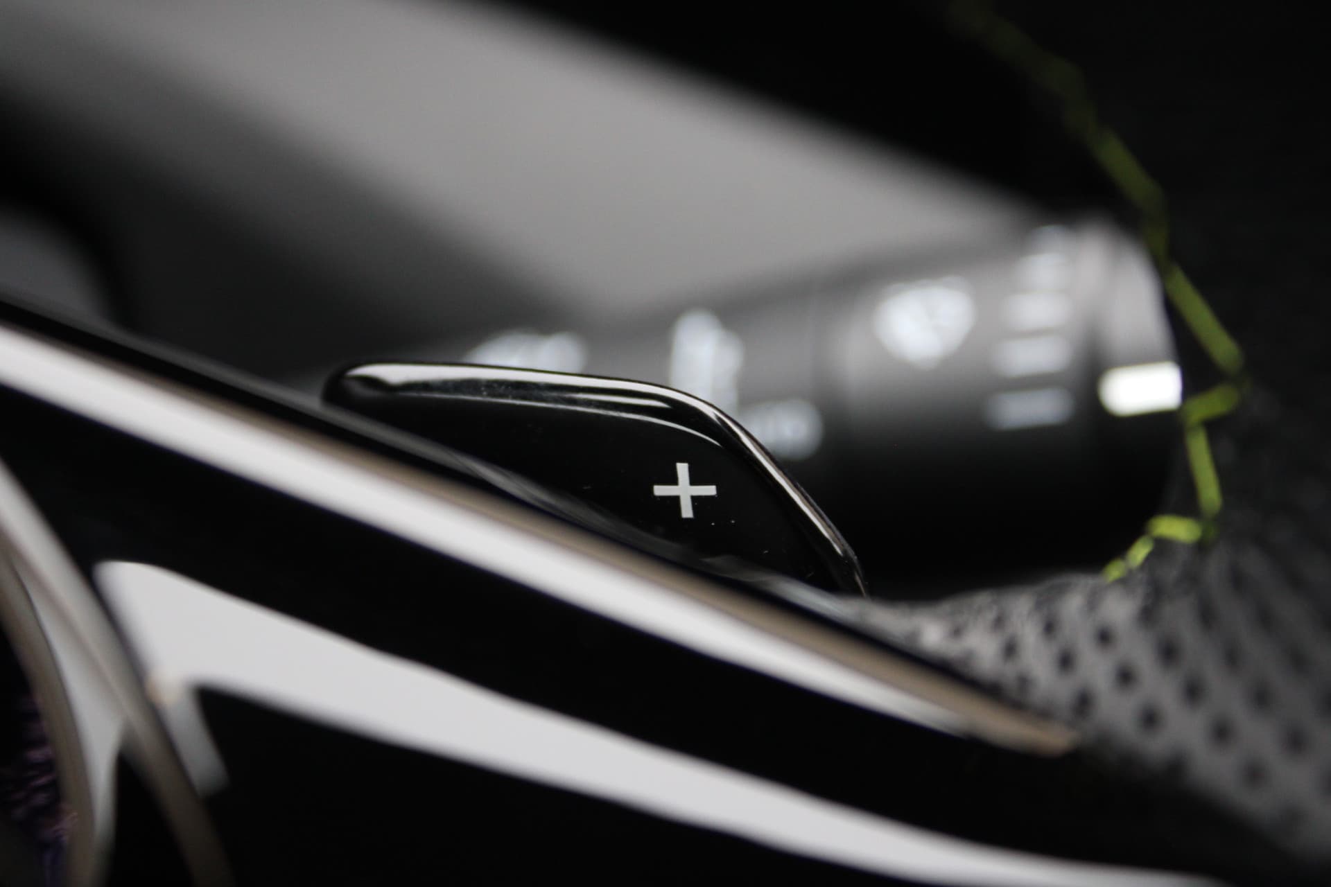 Peugeot 308 1.6 Plug-in Hybrid 225 GT thumbnail 13