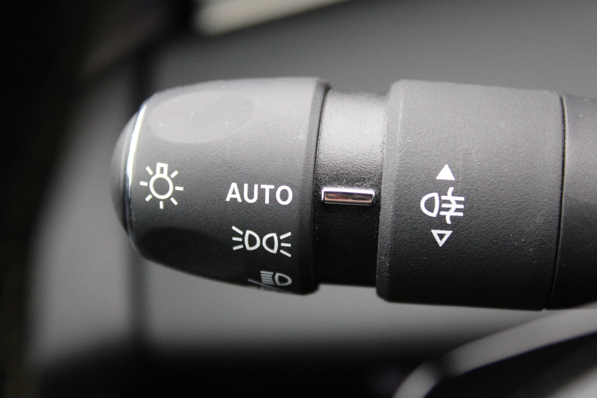 Peugeot 308 1.6 Plug-in Hybrid 225 GT thumbnail 14