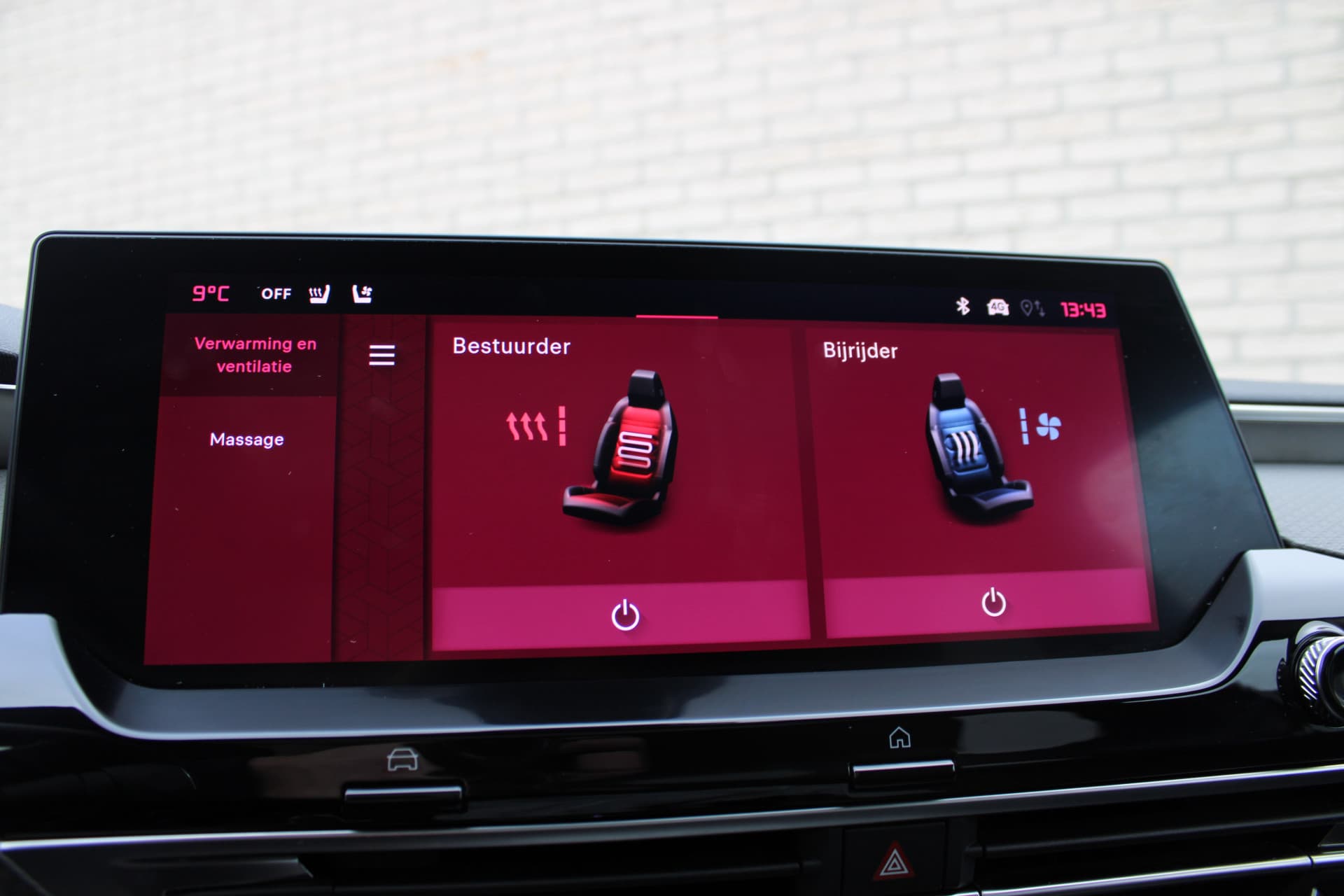 Citroën C5 X 1.6 Plug-in Hybrid 225 Shine thumbnail 25