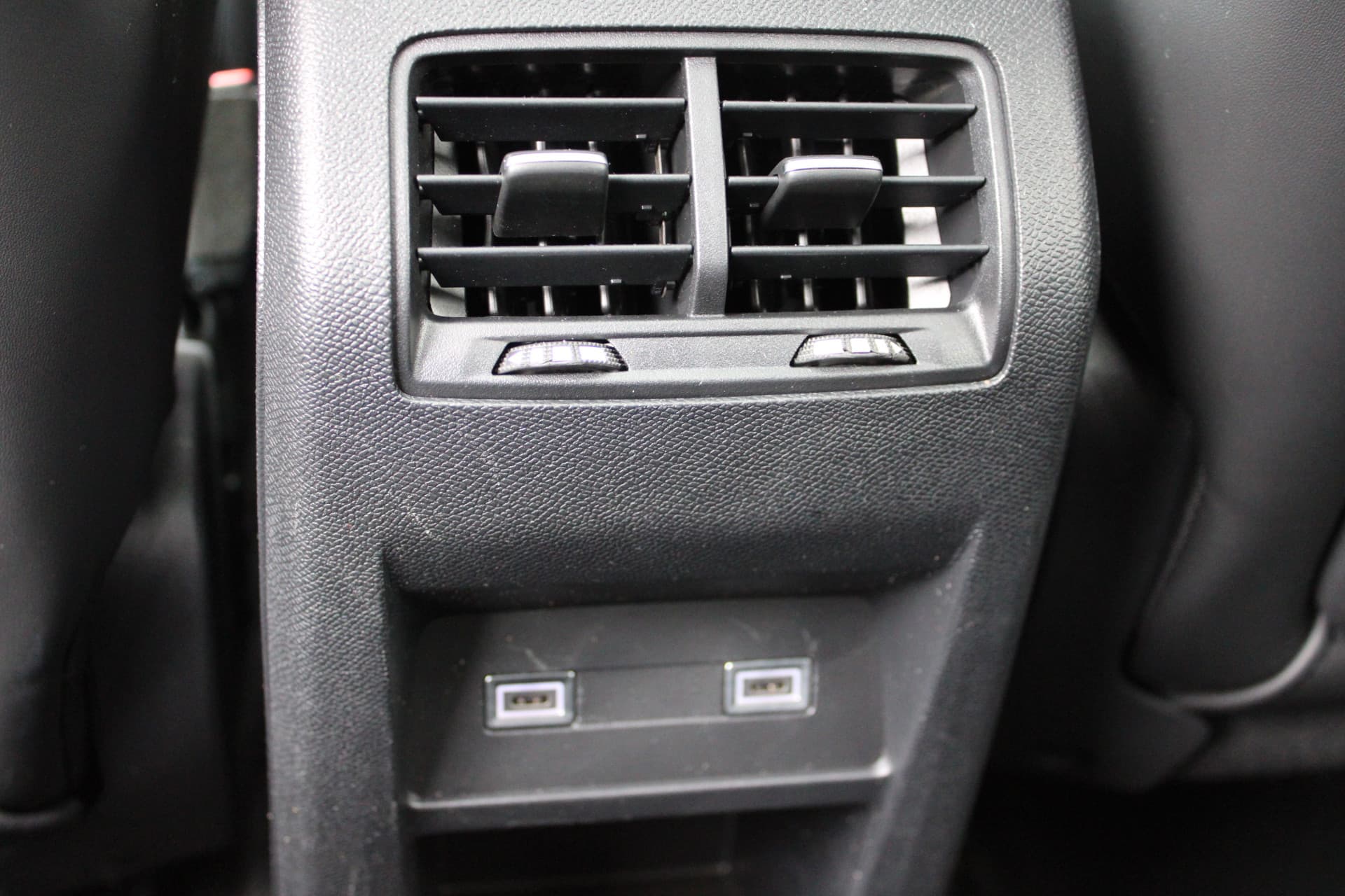 Citroën C5 X 1.6 Plug-in Hybrid 225 Shine thumbnail 46