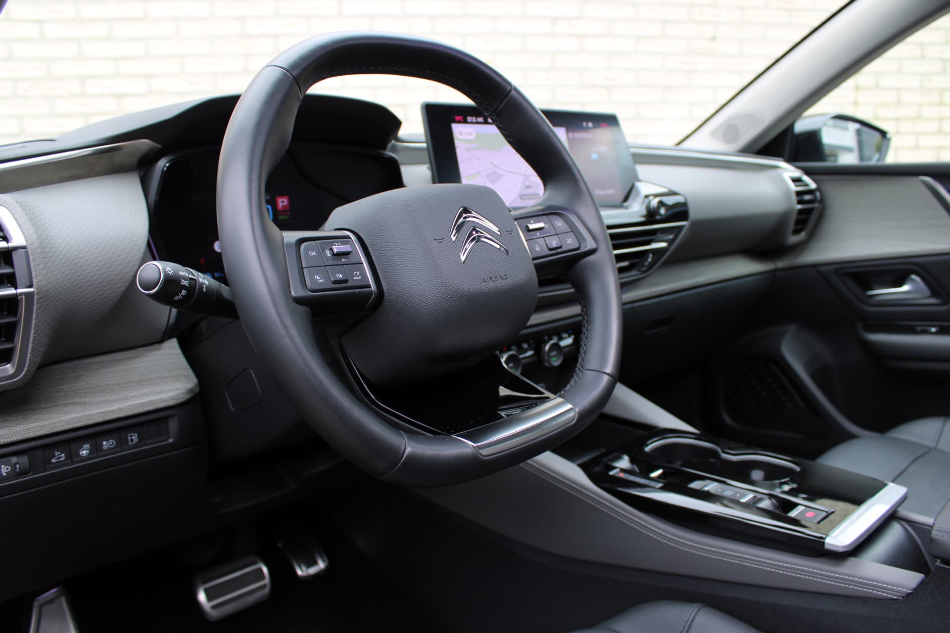 Citroën C5 X 1.6 Plug-in Hybrid 225 Shine thumbnail 4