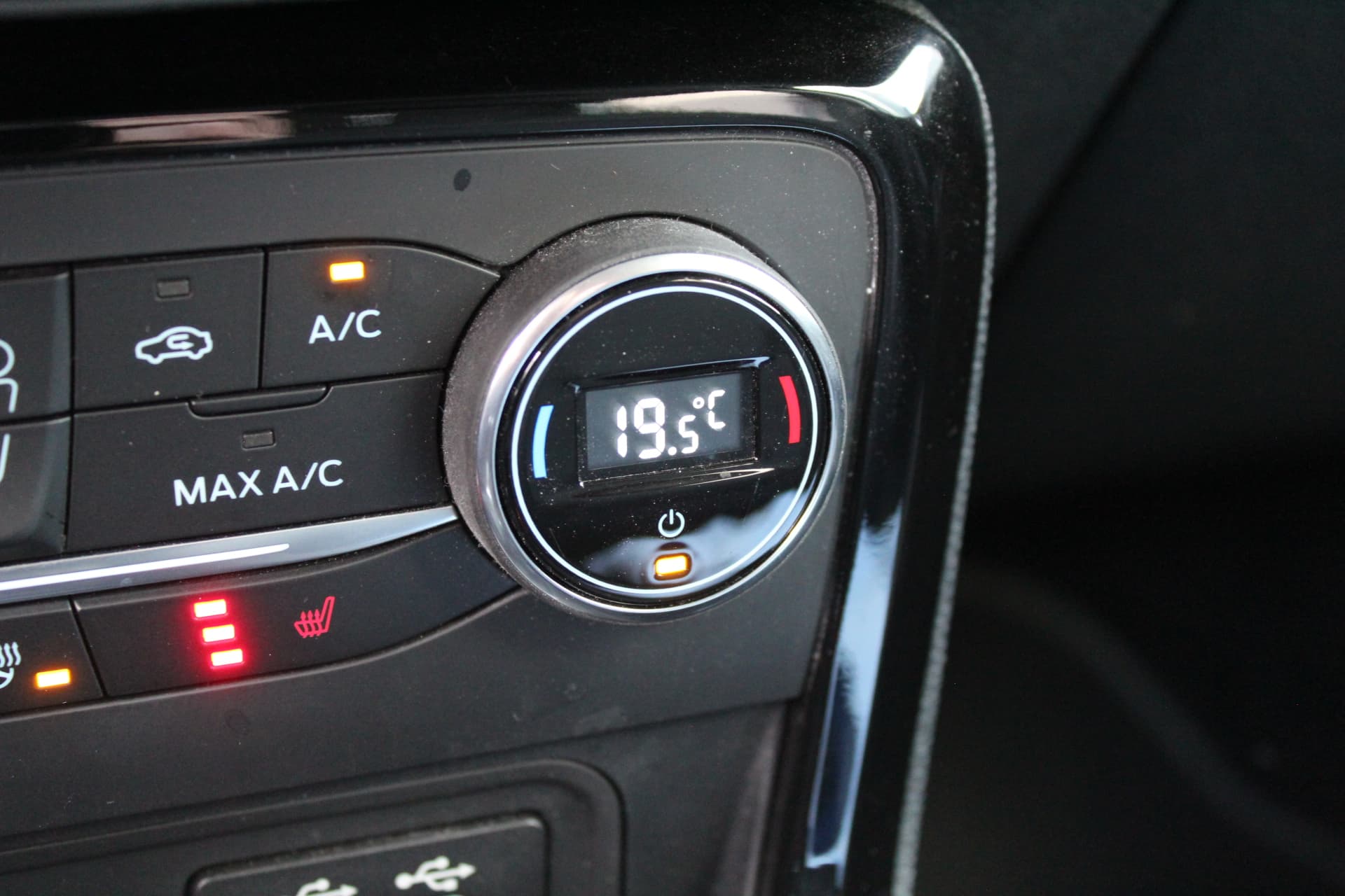 Ford EcoSport 1.0 EcoBoost Titanium thumbnail 13