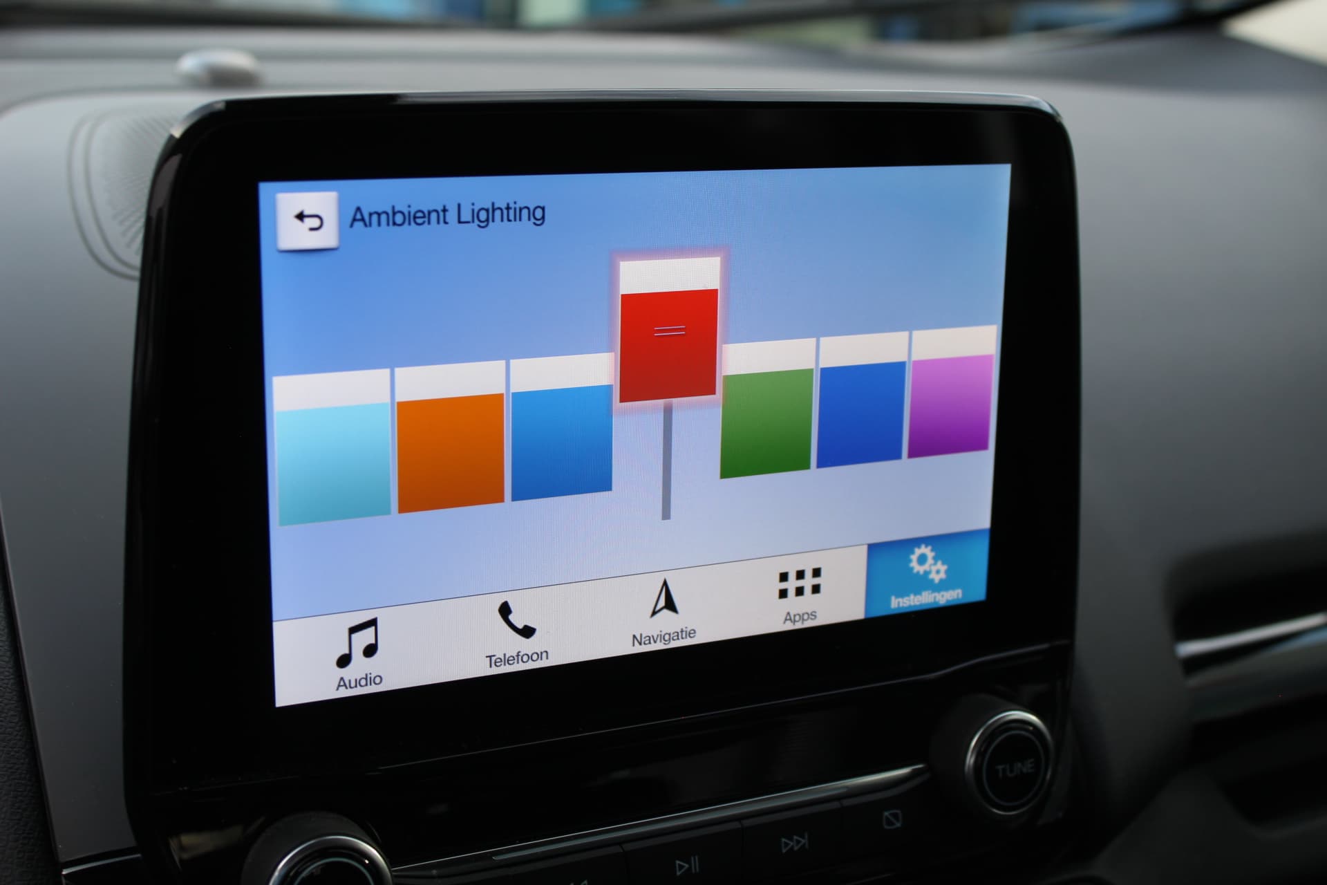 Ford EcoSport 1.0 EcoBoost Titanium thumbnail 24