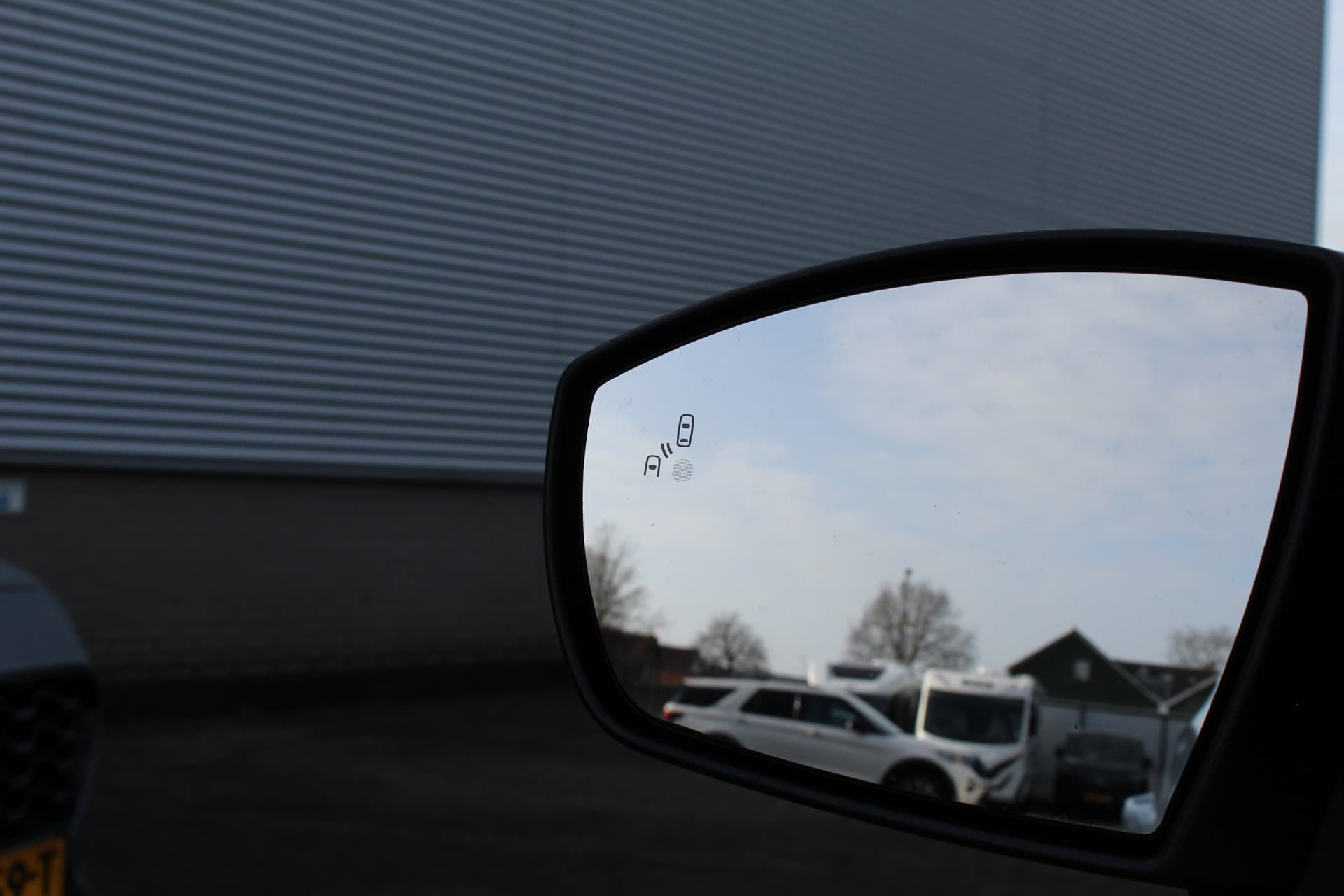 Ford EcoSport 1.0 EcoBoost Titanium thumbnail 25