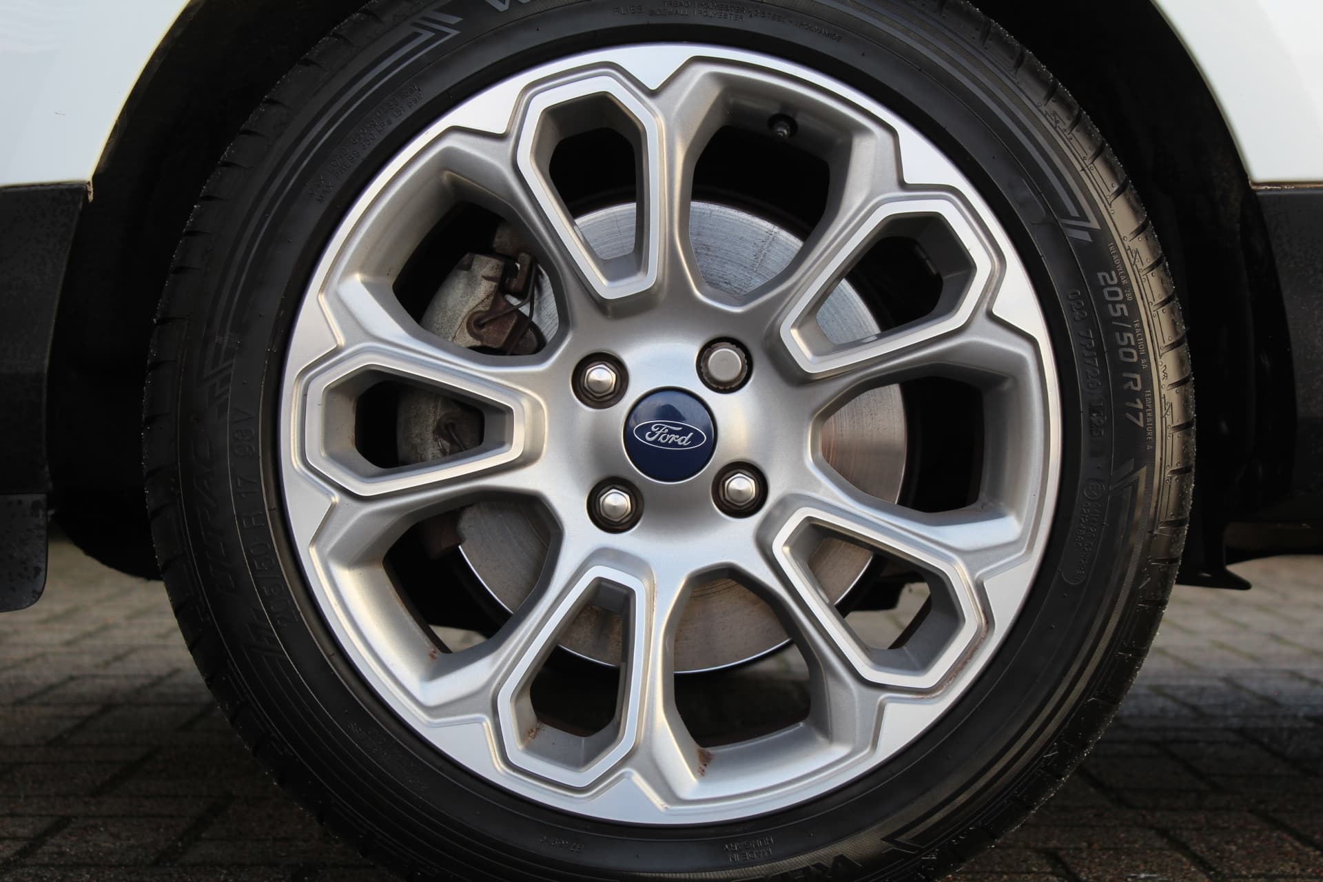 Ford EcoSport 1.0 EcoBoost Titanium thumbnail 7