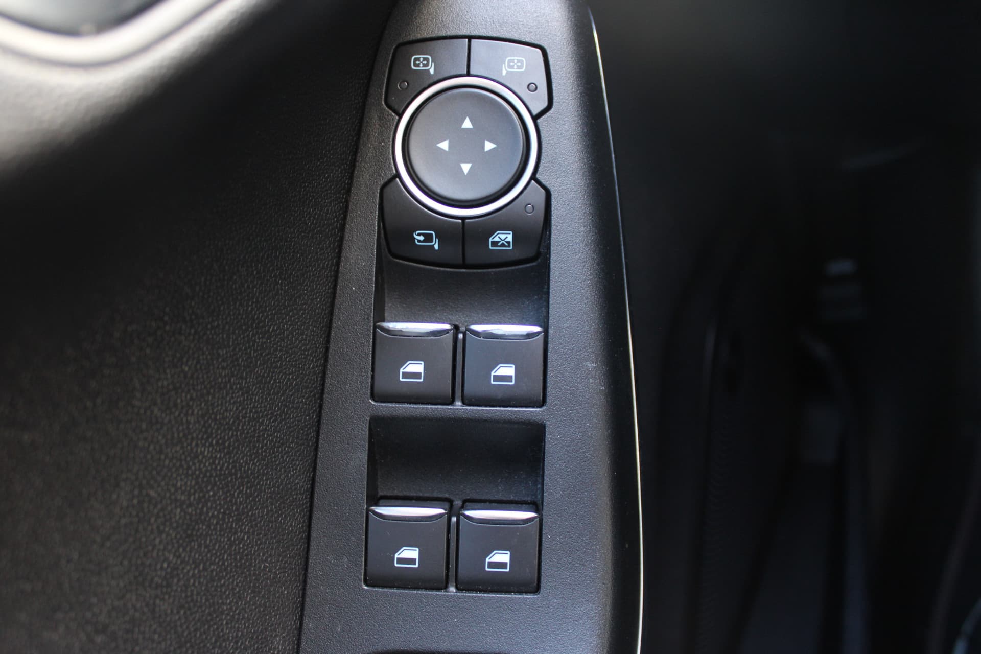 Ford Fiesta 1.0 EcoBoost 125PK Vignale thumbnail 11