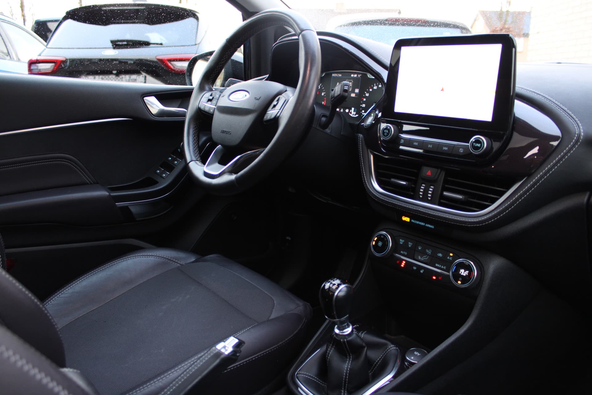 Ford Fiesta 1.0 EcoBoost 125PK Vignale thumbnail 6